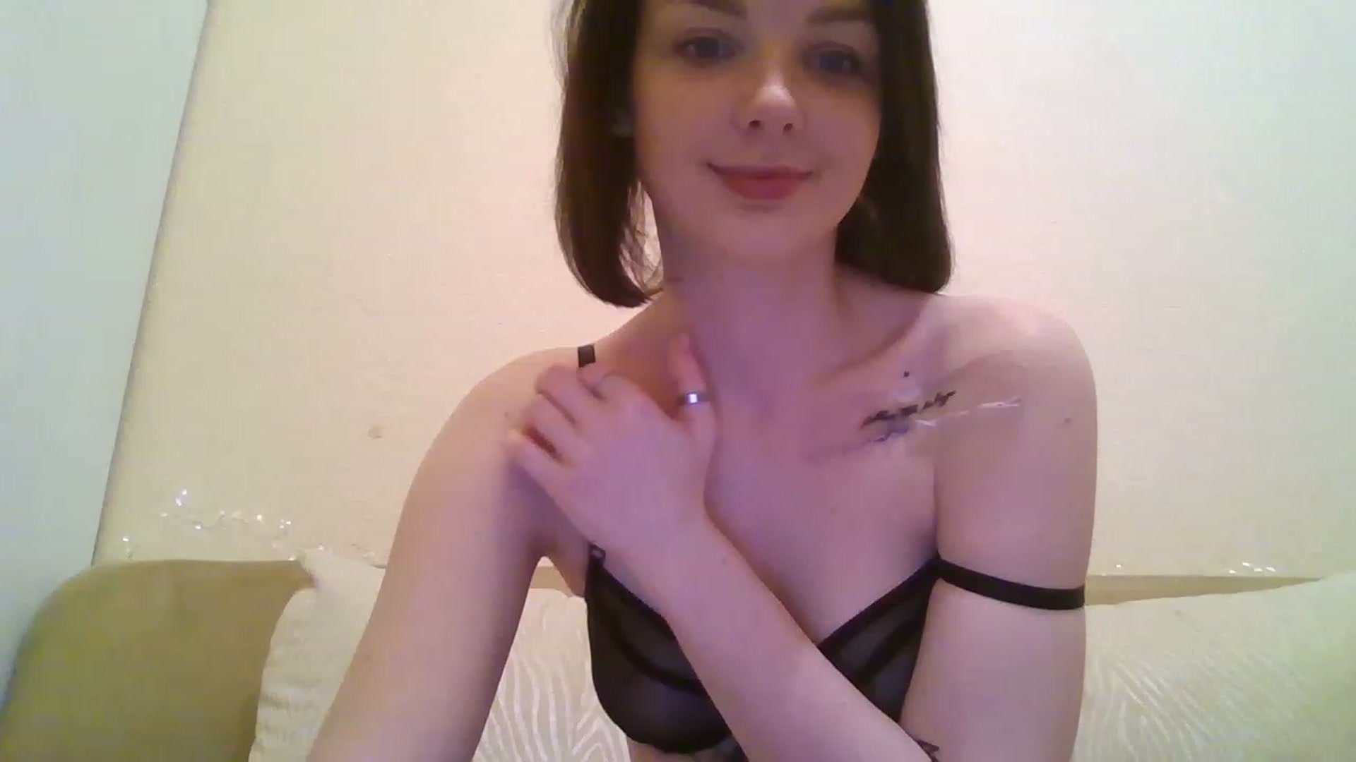 Gallery image thumbnail from RoxieSinner's myfreecams stream on, 12/29/2022, 16:58 image 16 of 20