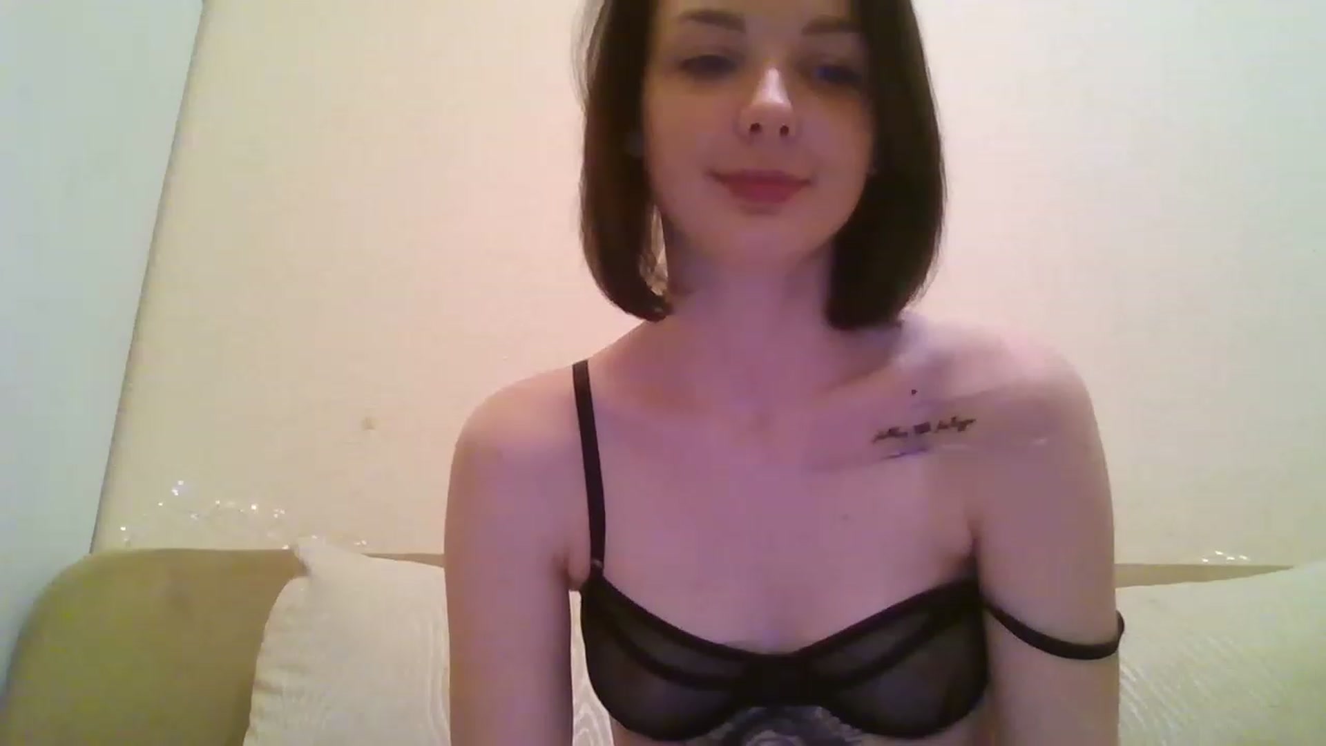 Gallery image thumbnail from RoxieSinner's myfreecams stream on, 12/29/2022, 16:58 image 19 of 20