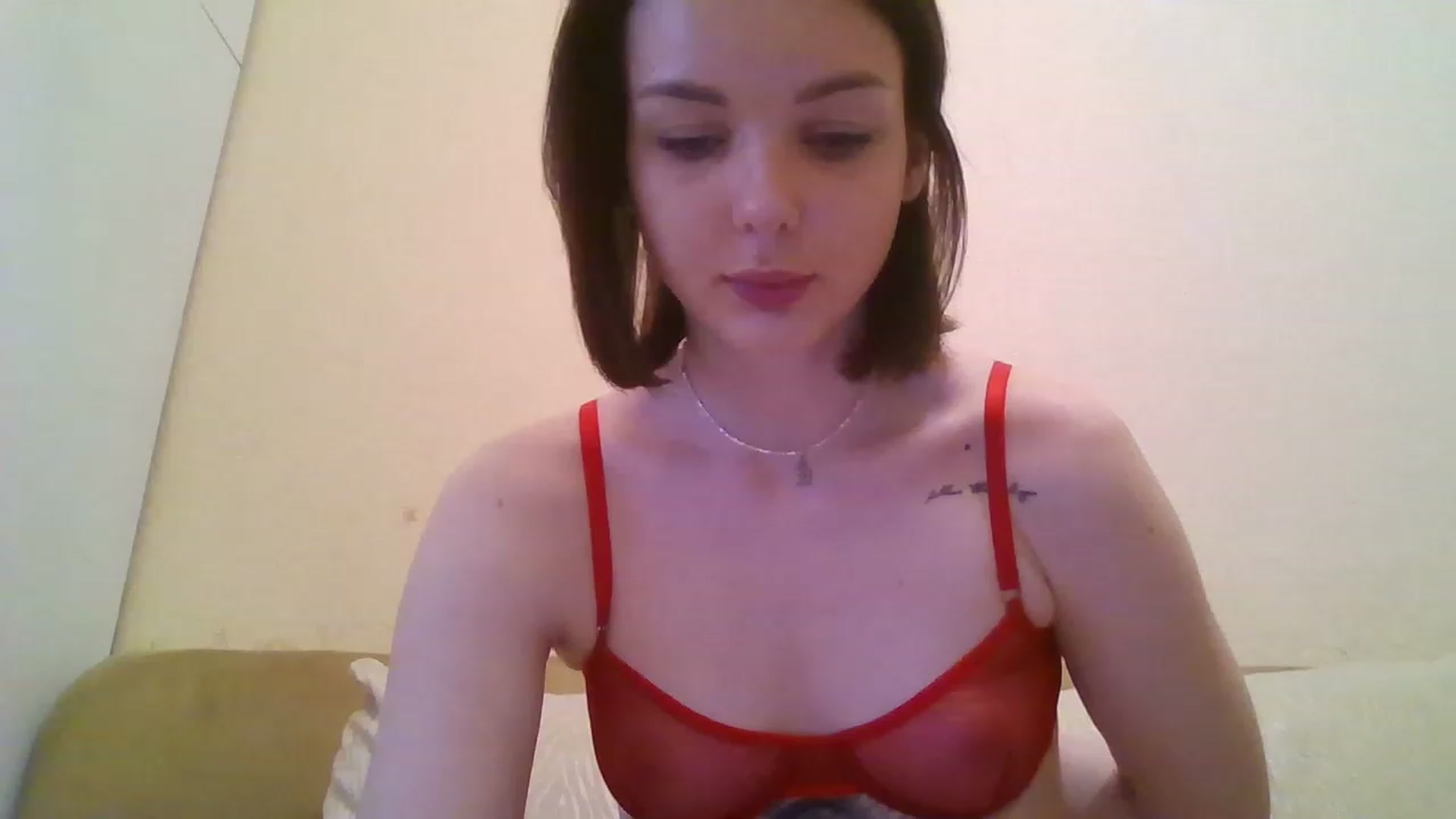 Gallery image thumbnail from RoxieSinner's myfreecams stream on, 01/02/2023, 12:12 image 4 of 20