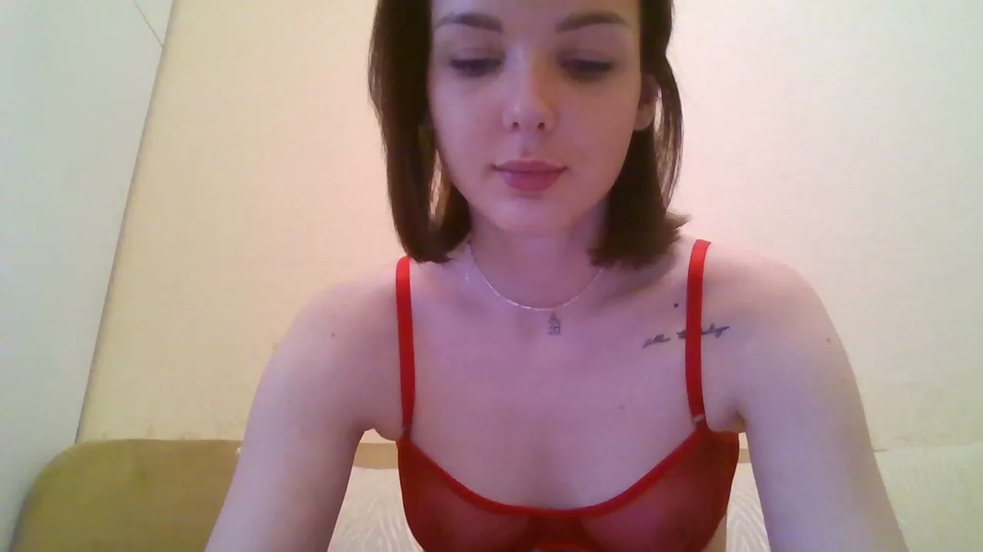 Gallery image thumbnail from RoxieSinner's myfreecams stream on, 01/02/2023, 12:12 image 2 of 20