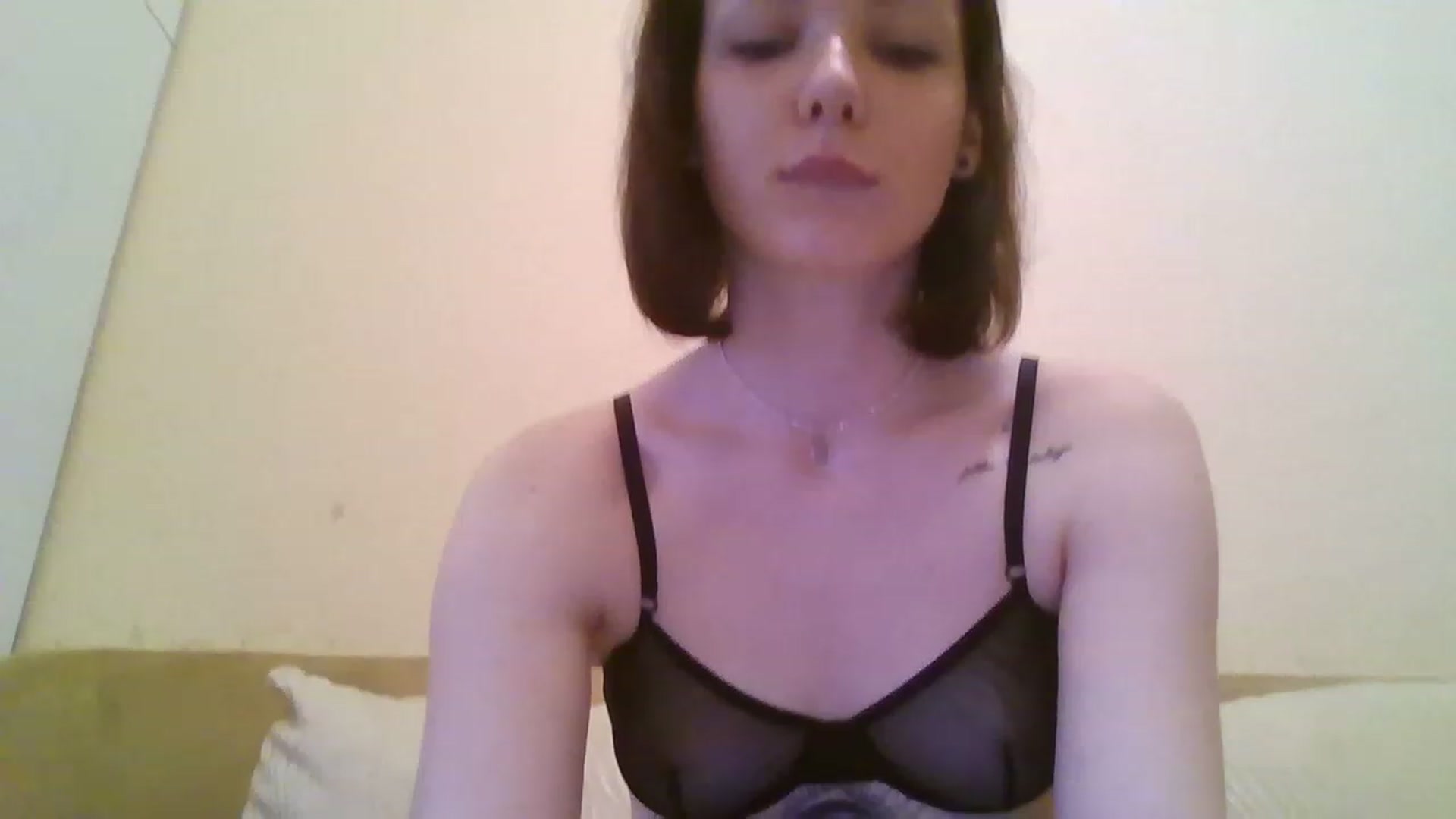 Gallery image thumbnail from RoxieSinner's myfreecams stream on, 01/03/2023, 12:34 image 9 of 20
