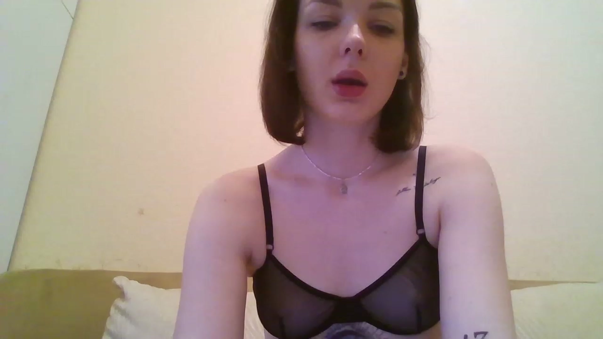 Gallery image thumbnail from RoxieSinner's myfreecams stream on, 01/03/2023, 12:34 image 12 of 20