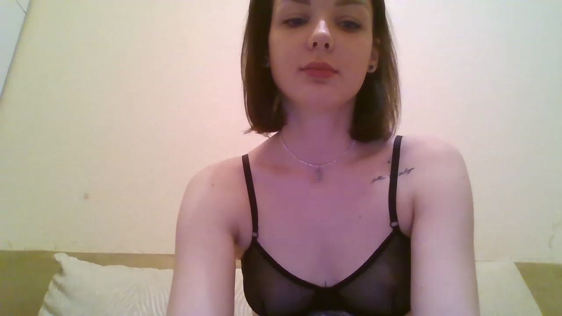 Gallery image thumbnail from RoxieSinner's myfreecams stream on, 01/03/2023, 13:55 image 13 of 20