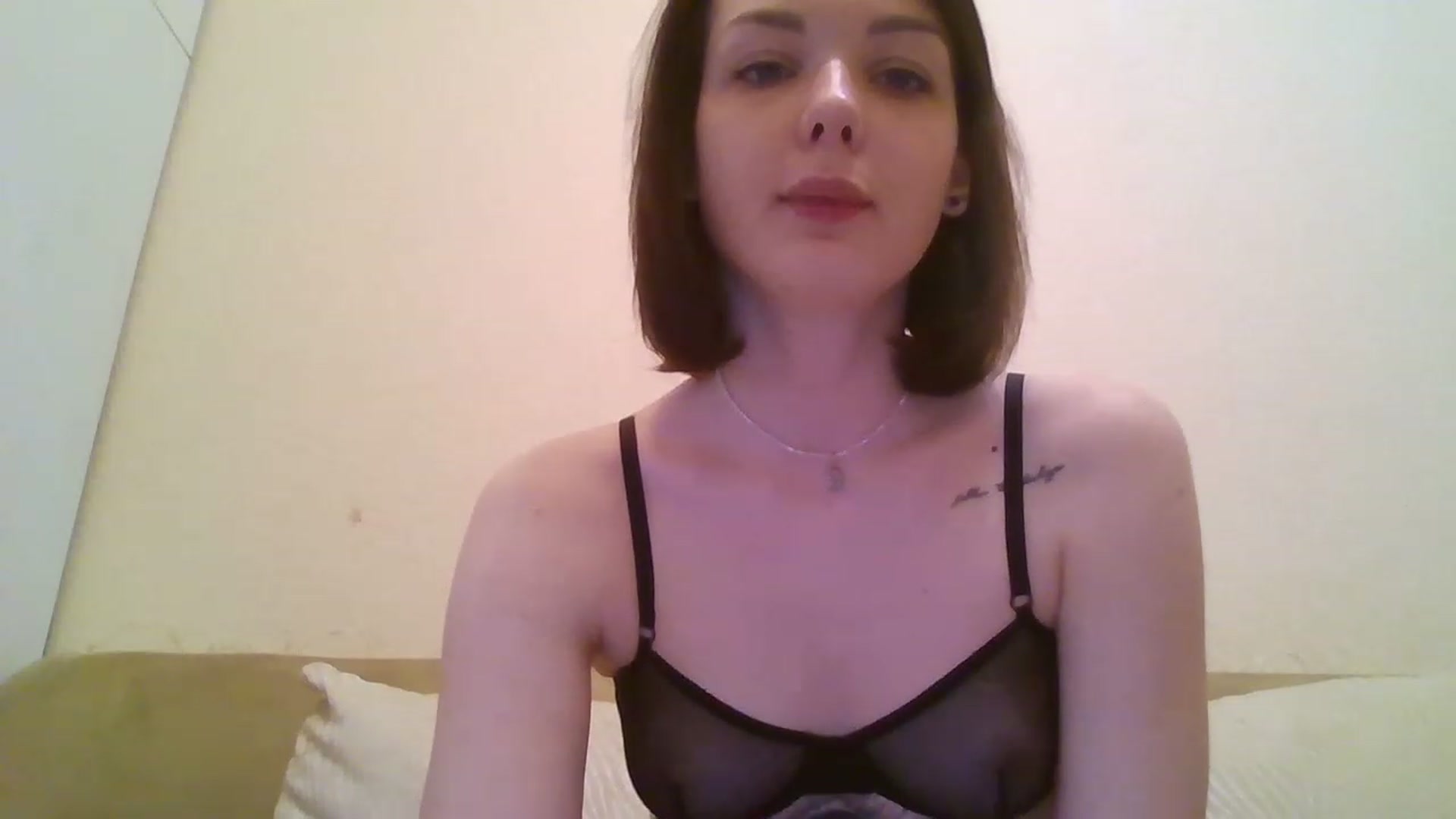 Gallery image thumbnail from RoxieSinner's myfreecams stream on, 01/03/2023, 13:55 image 8 of 20