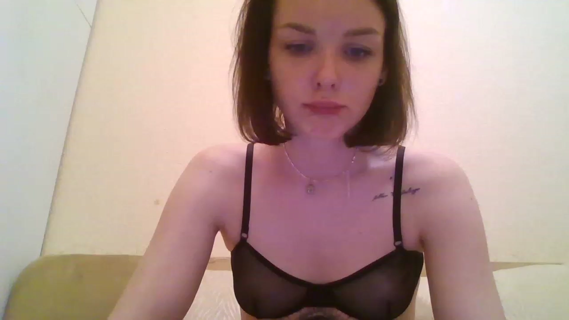 Gallery image thumbnail from RoxieSinner's myfreecams stream on, 01/03/2023, 15:27 image 16 of 20