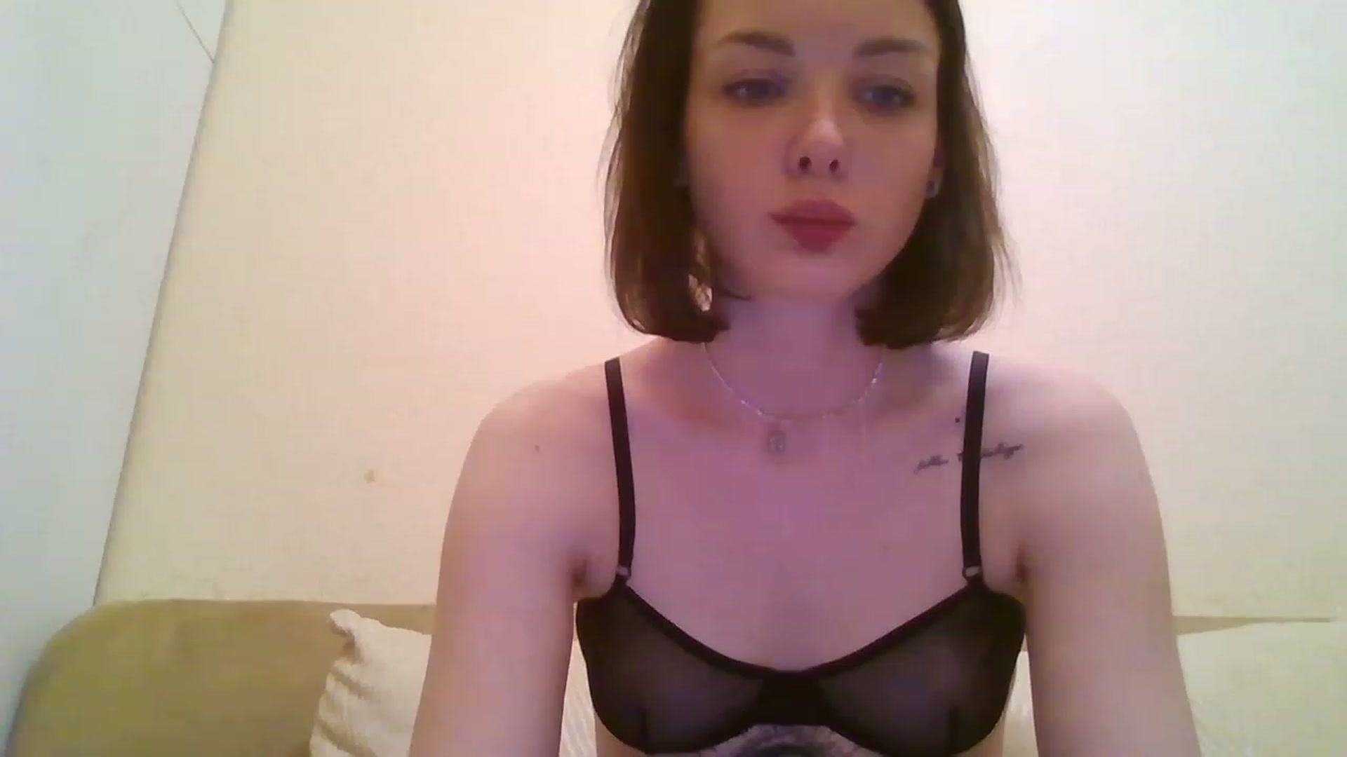 Gallery image thumbnail from RoxieSinner's myfreecams stream on, 01/03/2023, 15:27 image 14 of 20