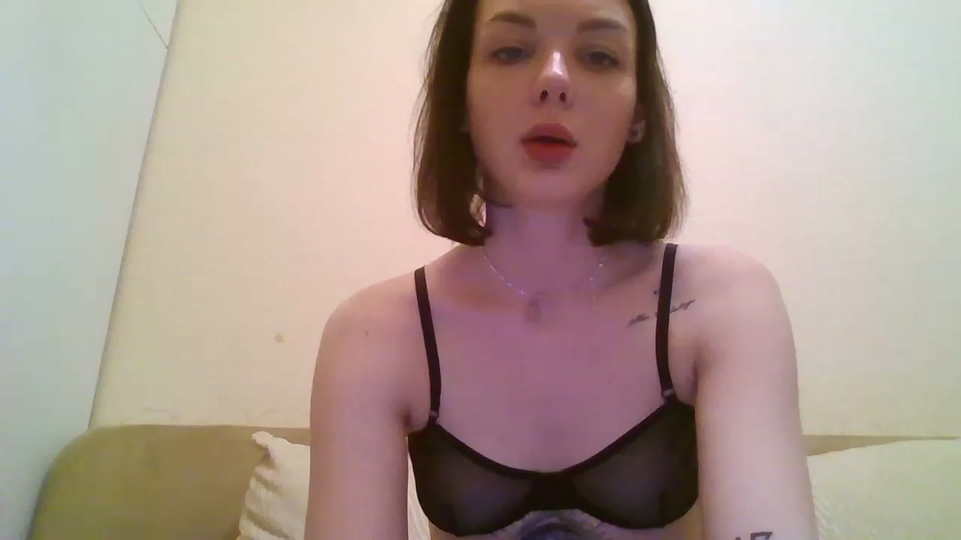 Gallery image thumbnail from RoxieSinner's myfreecams stream on, 01/03/2023, 15:27 image 8 of 20