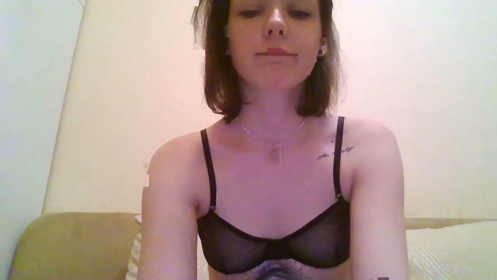 Gallery image thumbnail from RoxieSinner's myfreecams stream on, 01/03/2023, 16:39 image 9 of 20