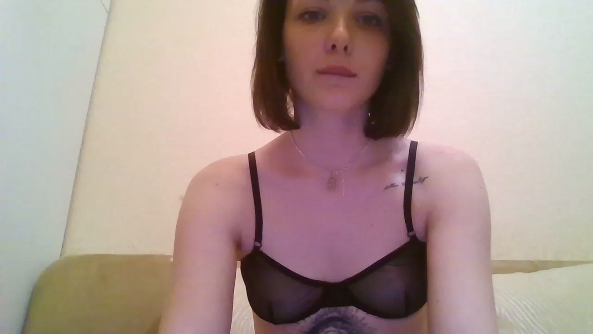 Gallery image thumbnail from RoxieSinner's myfreecams stream on, 01/03/2023, 16:39 image 6 of 20
