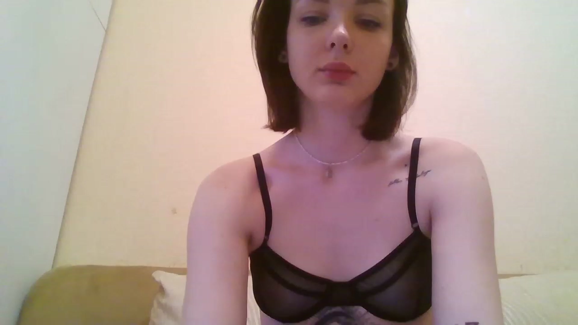 Gallery image thumbnail from RoxieSinner's myfreecams stream on, 01/04/2023, 11:27 image 16 of 20