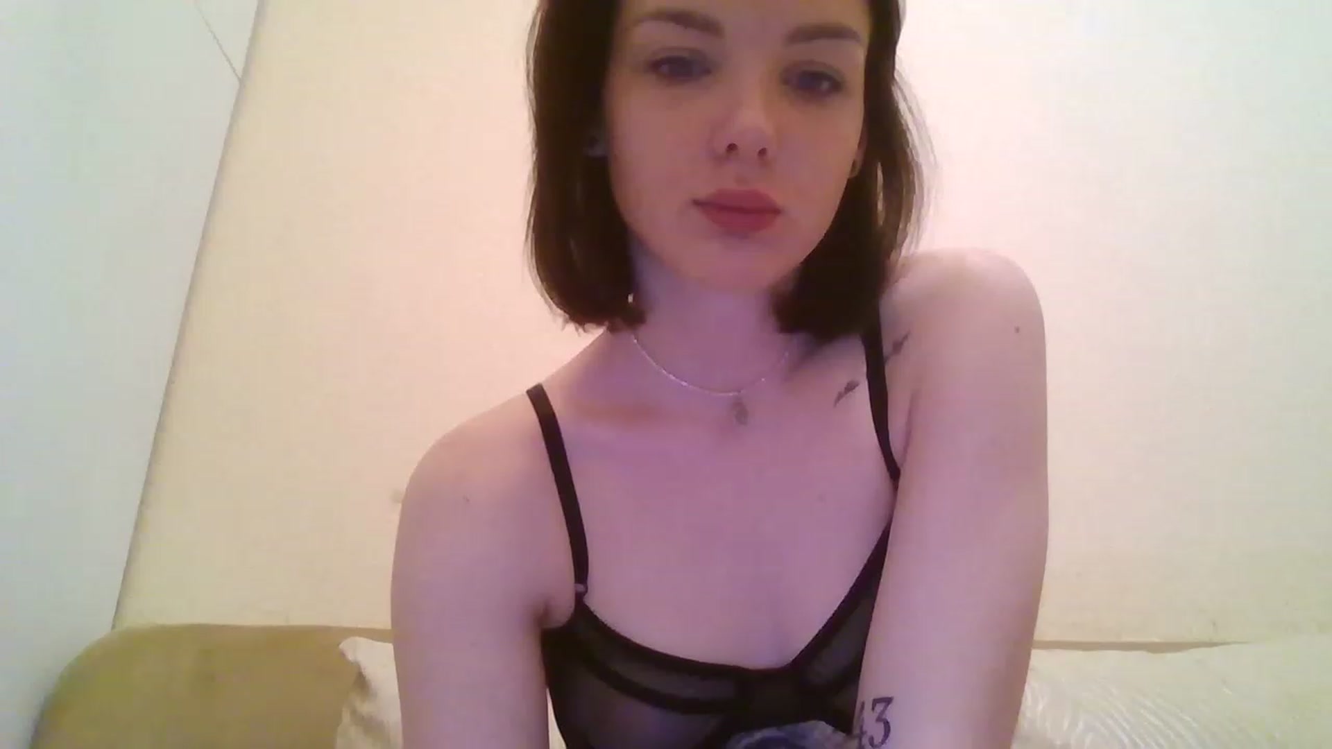Gallery image thumbnail from RoxieSinner's myfreecams stream on, 01/04/2023, 11:27 image 10 of 20