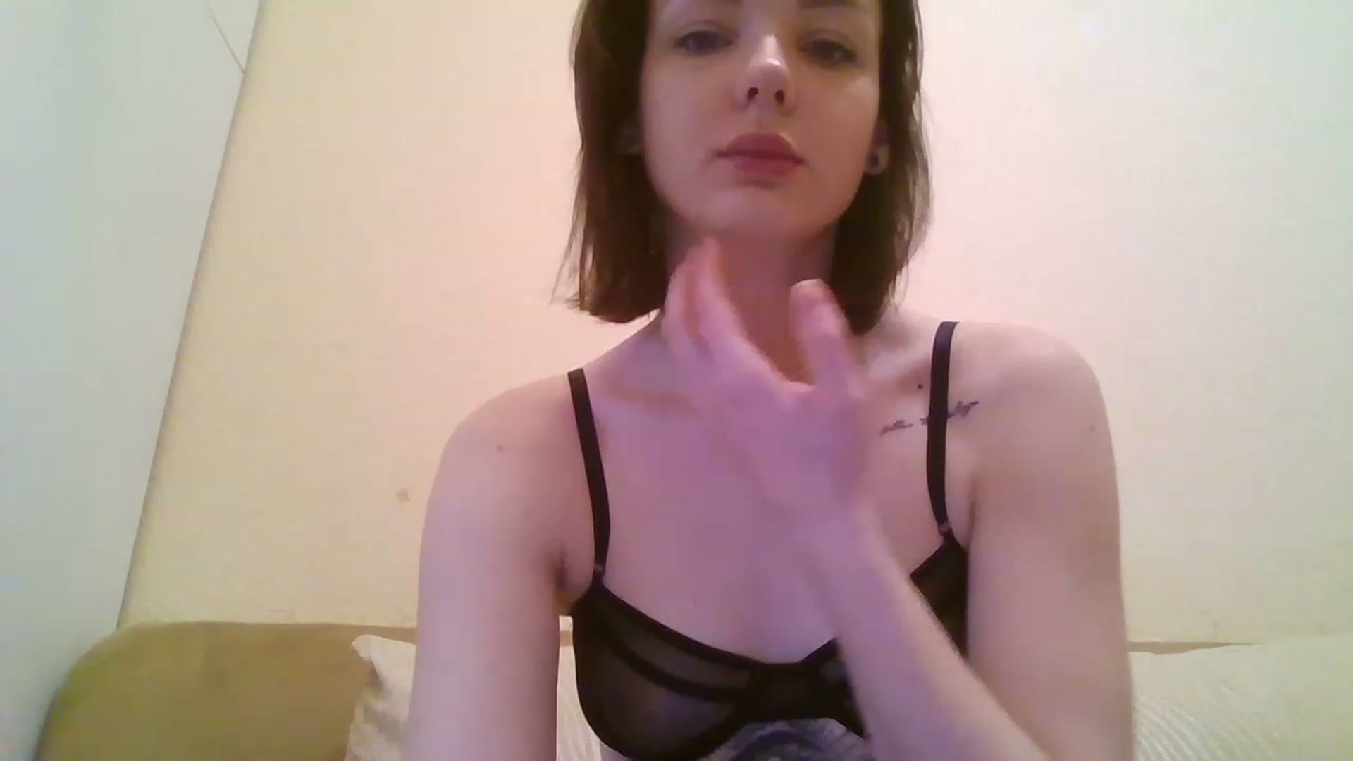 Gallery image thumbnail from RoxieSinner's myfreecams stream on, 01/04/2023, 11:27 image 17 of 20