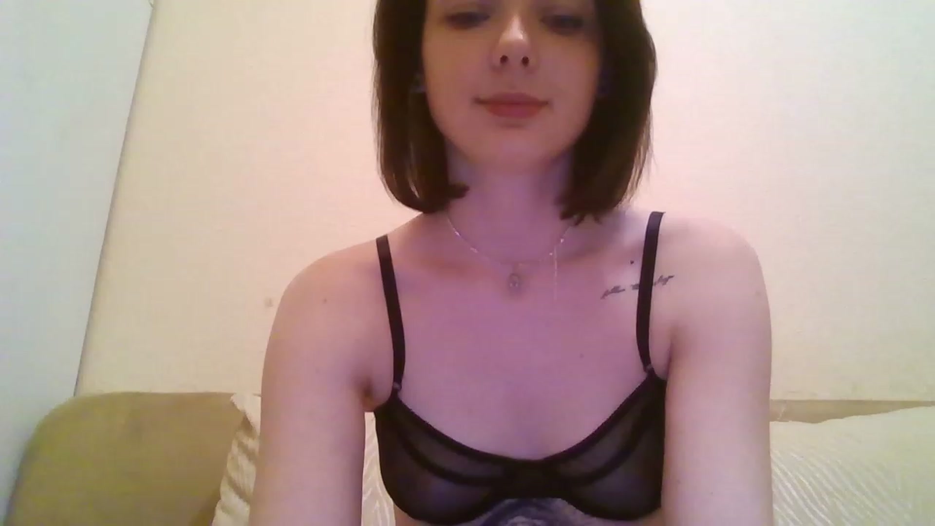 Gallery image thumbnail from RoxieSinner's myfreecams stream on, 01/04/2023, 15:52 image 19 of 20