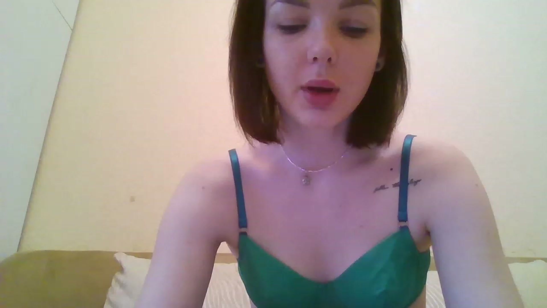 Gallery image thumbnail from RoxieSinner's myfreecams stream on, 01/07/2023, 11:49 image 20 of 20