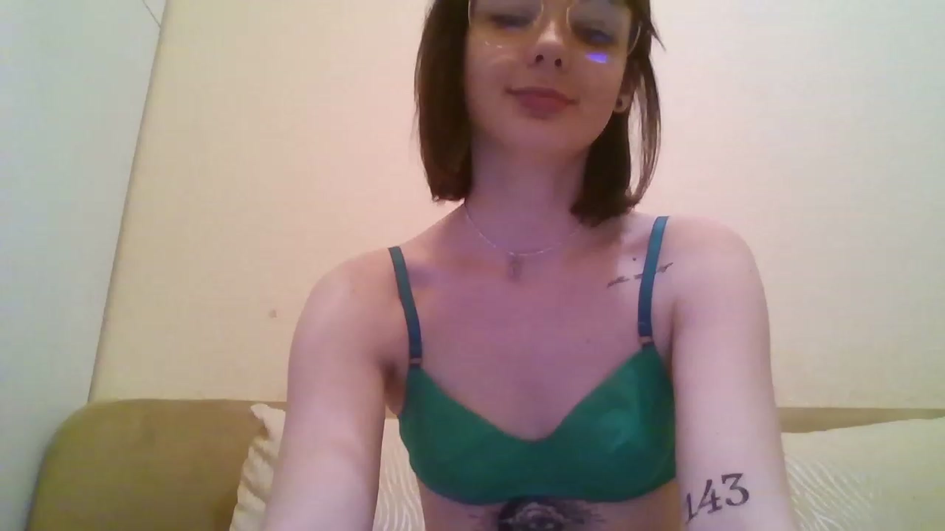 Gallery image thumbnail from RoxieSinner's myfreecams stream on, 01/07/2023, 13:48 image 10 of 20