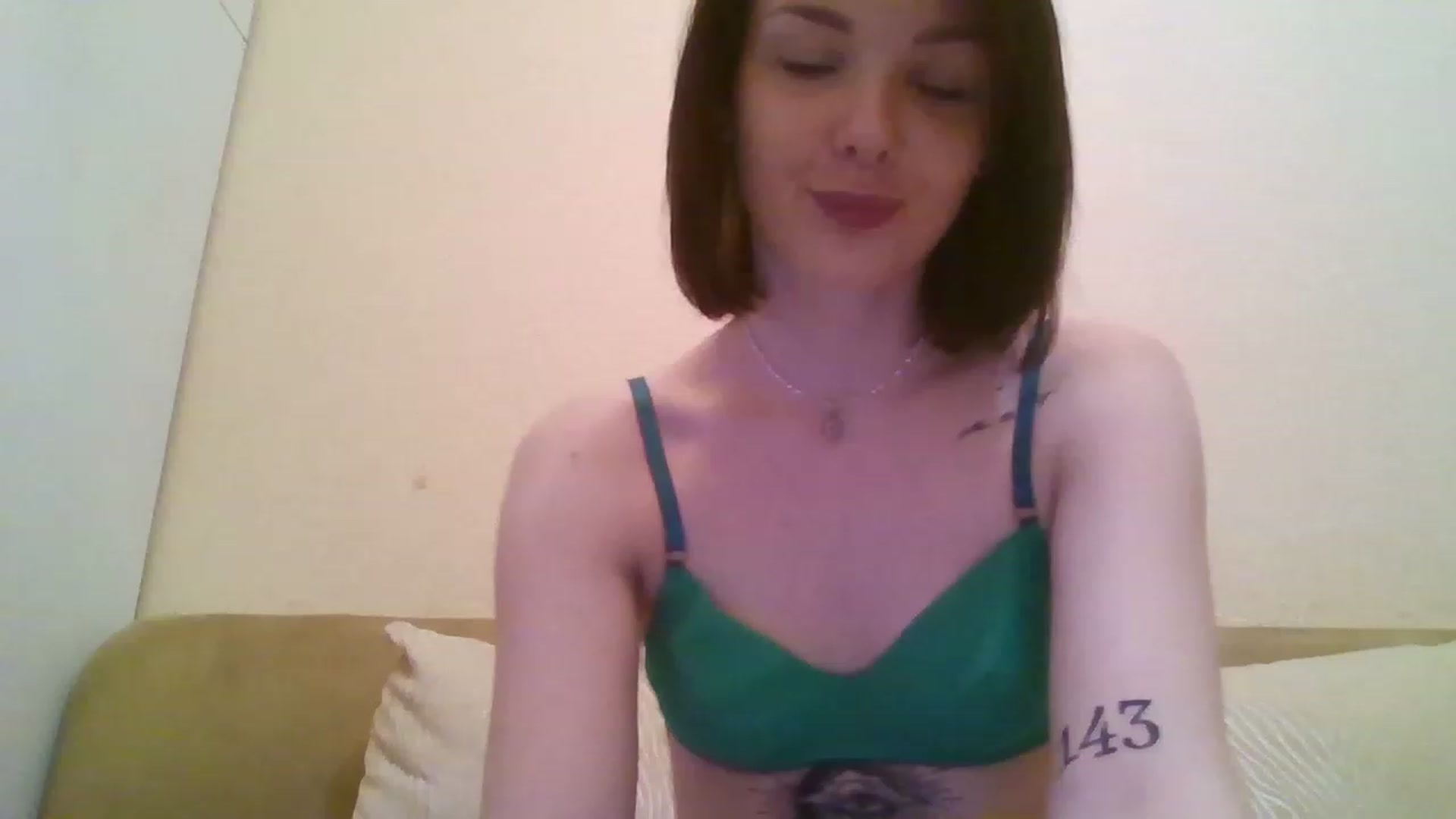 Gallery image thumbnail from RoxieSinner's myfreecams stream on, 01/07/2023, 13:48 image 17 of 20