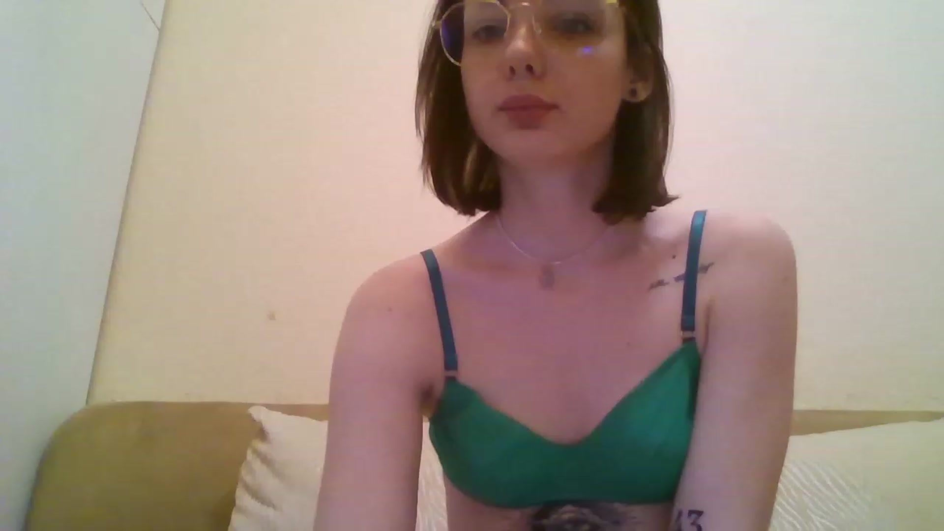 Gallery image thumbnail from RoxieSinner's myfreecams stream on, 01/07/2023, 13:48 image 13 of 20