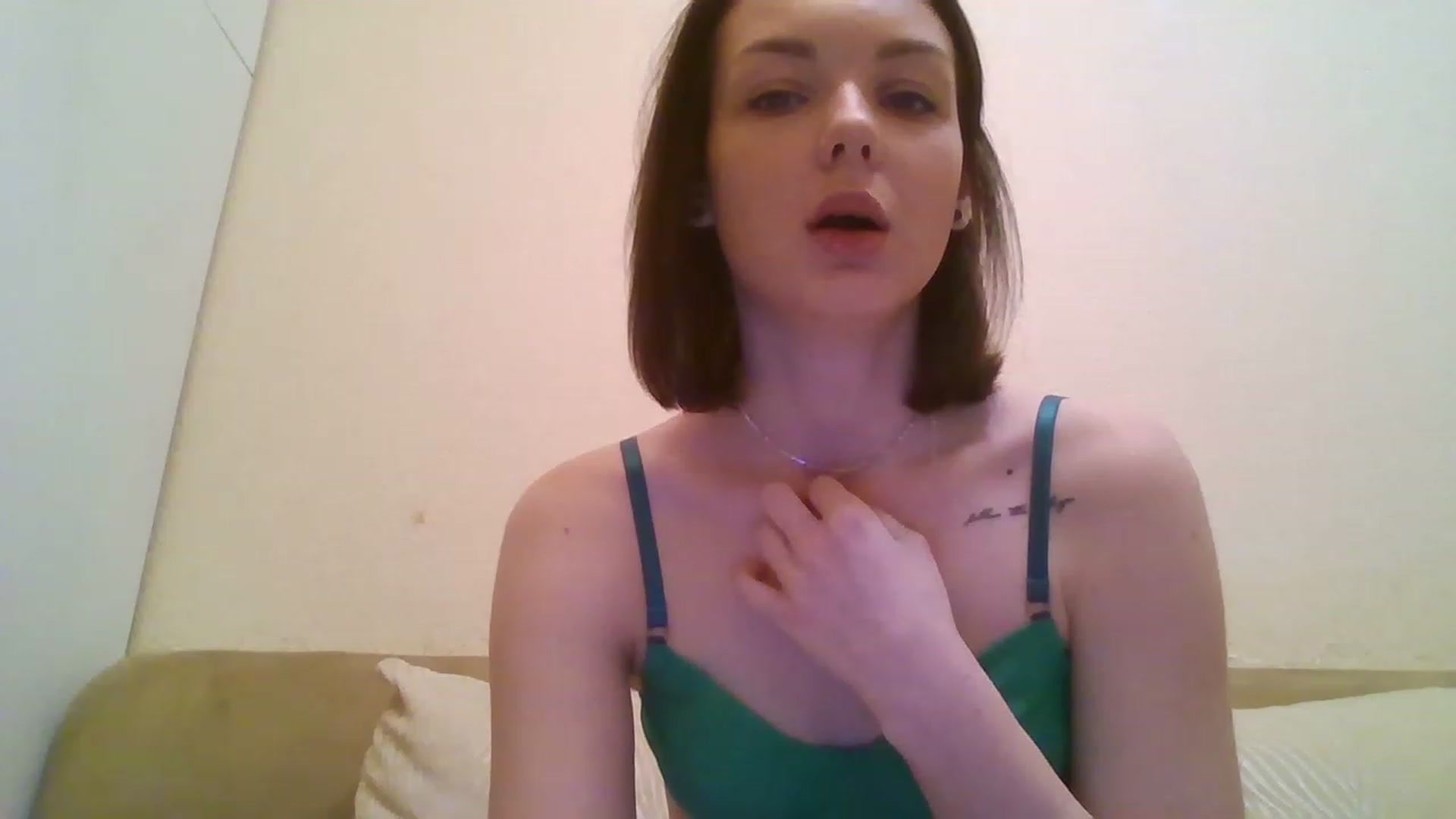Gallery image thumbnail from RoxieSinner's myfreecams stream on, 01/07/2023, 15:26 image 6 of 20