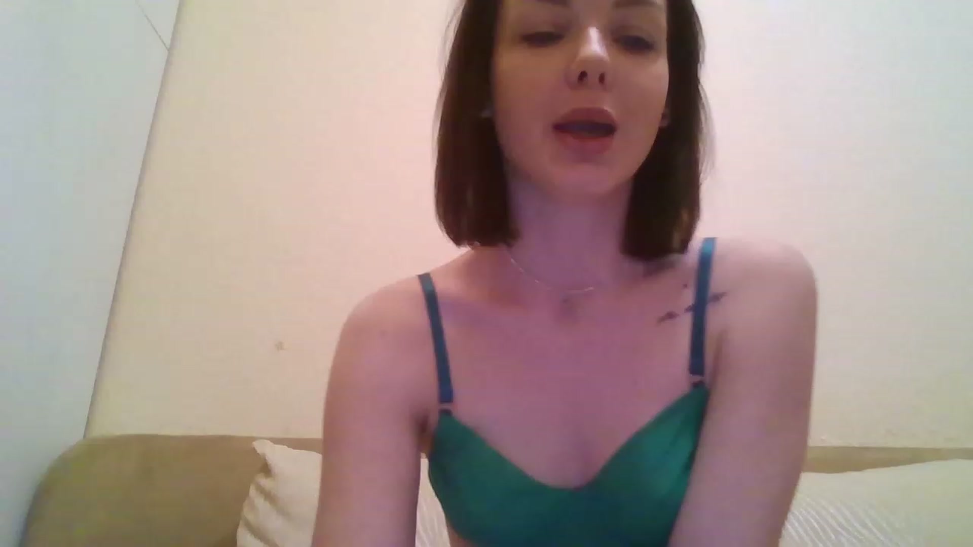Gallery image thumbnail from RoxieSinner's myfreecams stream on, 01/07/2023, 15:26 image 1 of 20