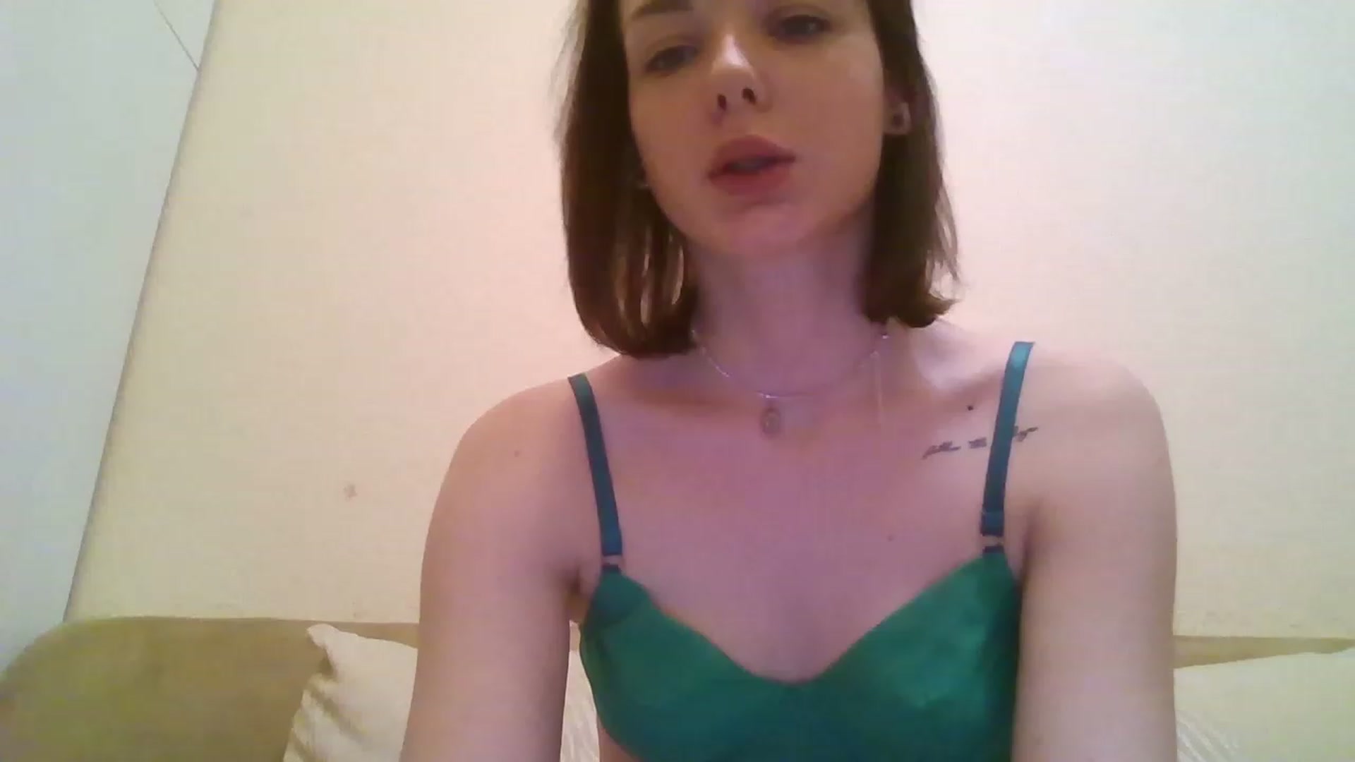 Gallery image thumbnail from RoxieSinner's myfreecams stream on, 01/07/2023, 15:26 image 14 of 20