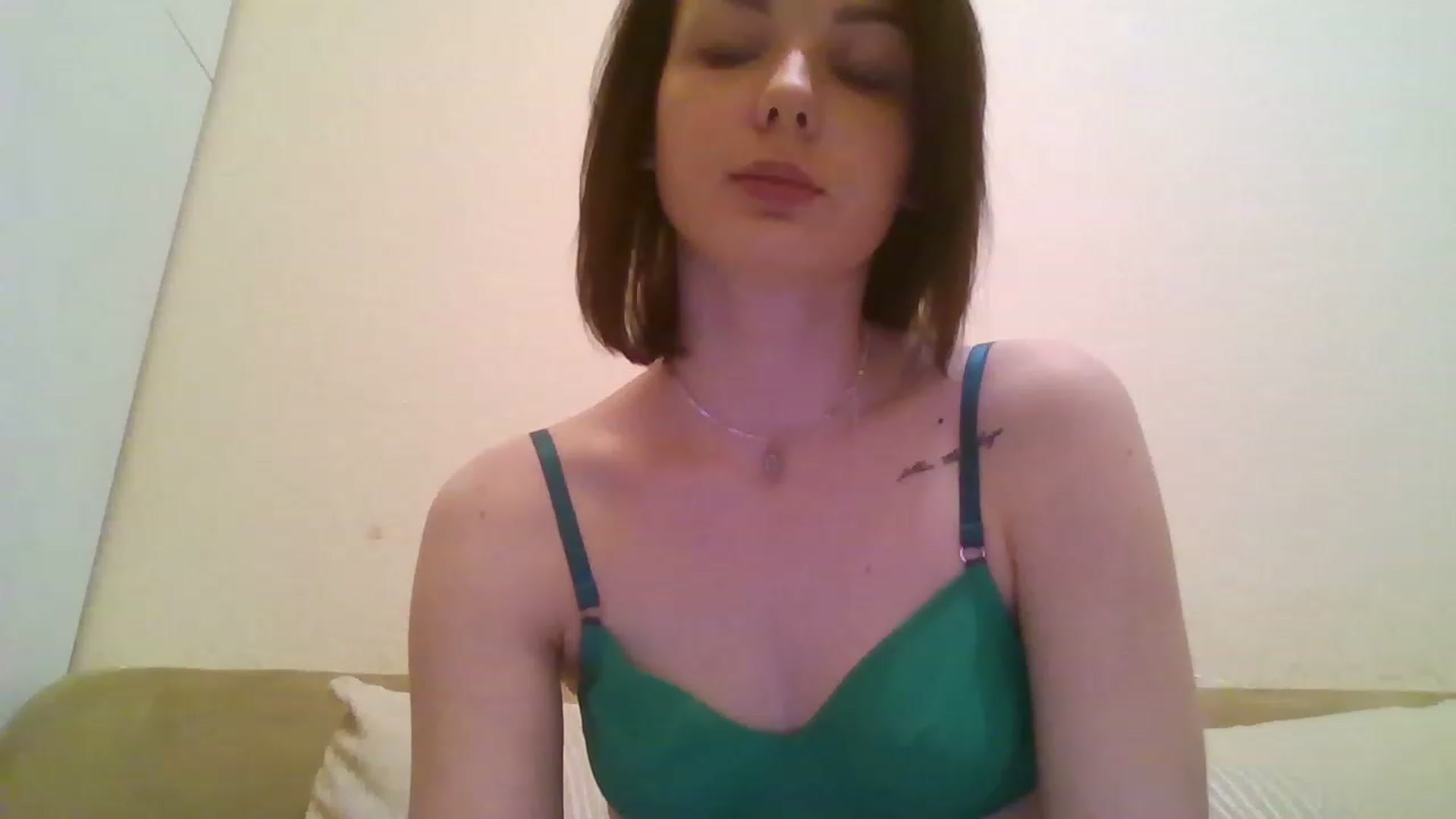 Gallery image thumbnail from RoxieSinner's myfreecams stream on, 01/07/2023, 15:26 image 17 of 20
