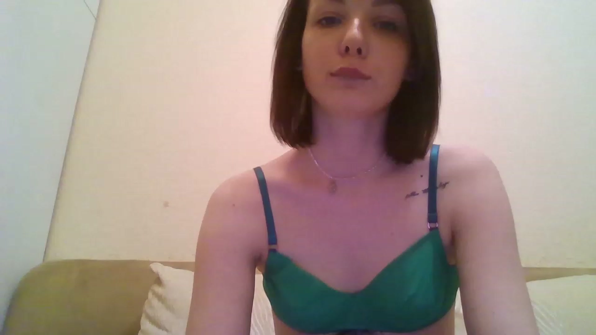Gallery image thumbnail from RoxieSinner's myfreecams stream on, 01/07/2023, 16:32 image 6 of 20