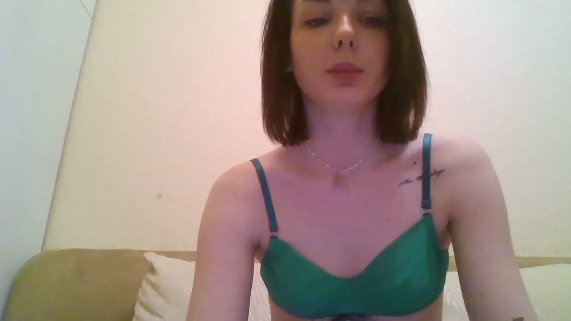 Gallery image thumbnail from RoxieSinner's myfreecams stream on, 01/07/2023, 16:32 image 5 of 20