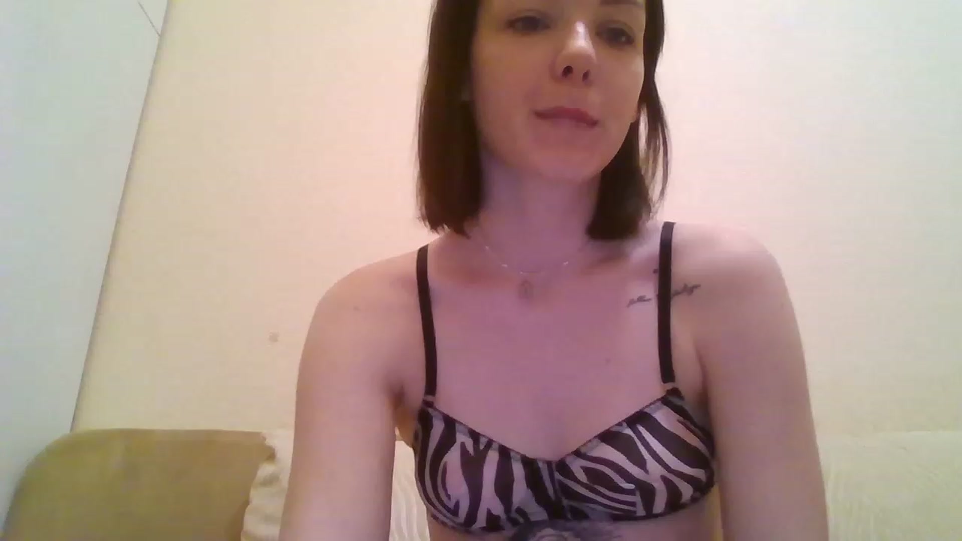 Gallery image thumbnail from RoxieSinner's myfreecams stream on, 01/12/2023, 10:42 image 10 of 20