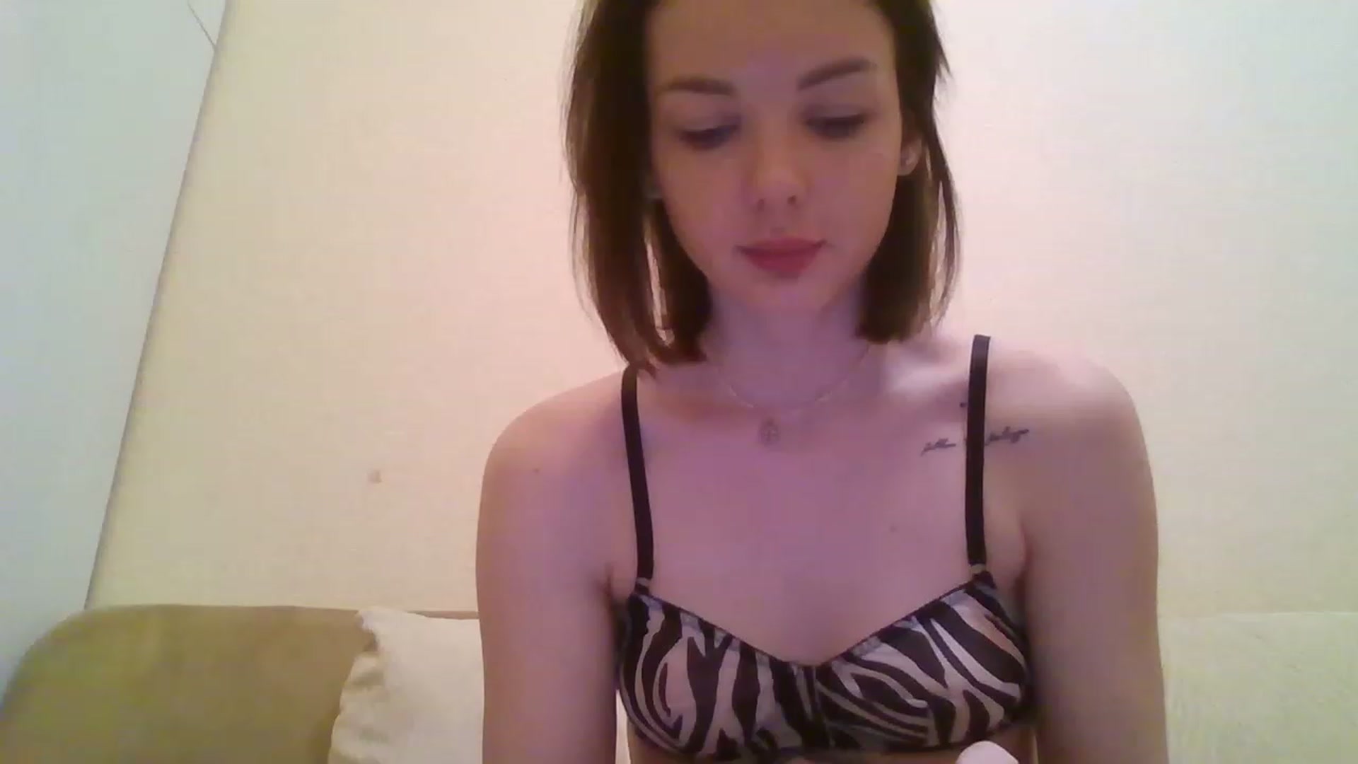 Gallery image thumbnail from RoxieSinner's myfreecams stream on, 01/12/2023, 10:42 image 20 of 20