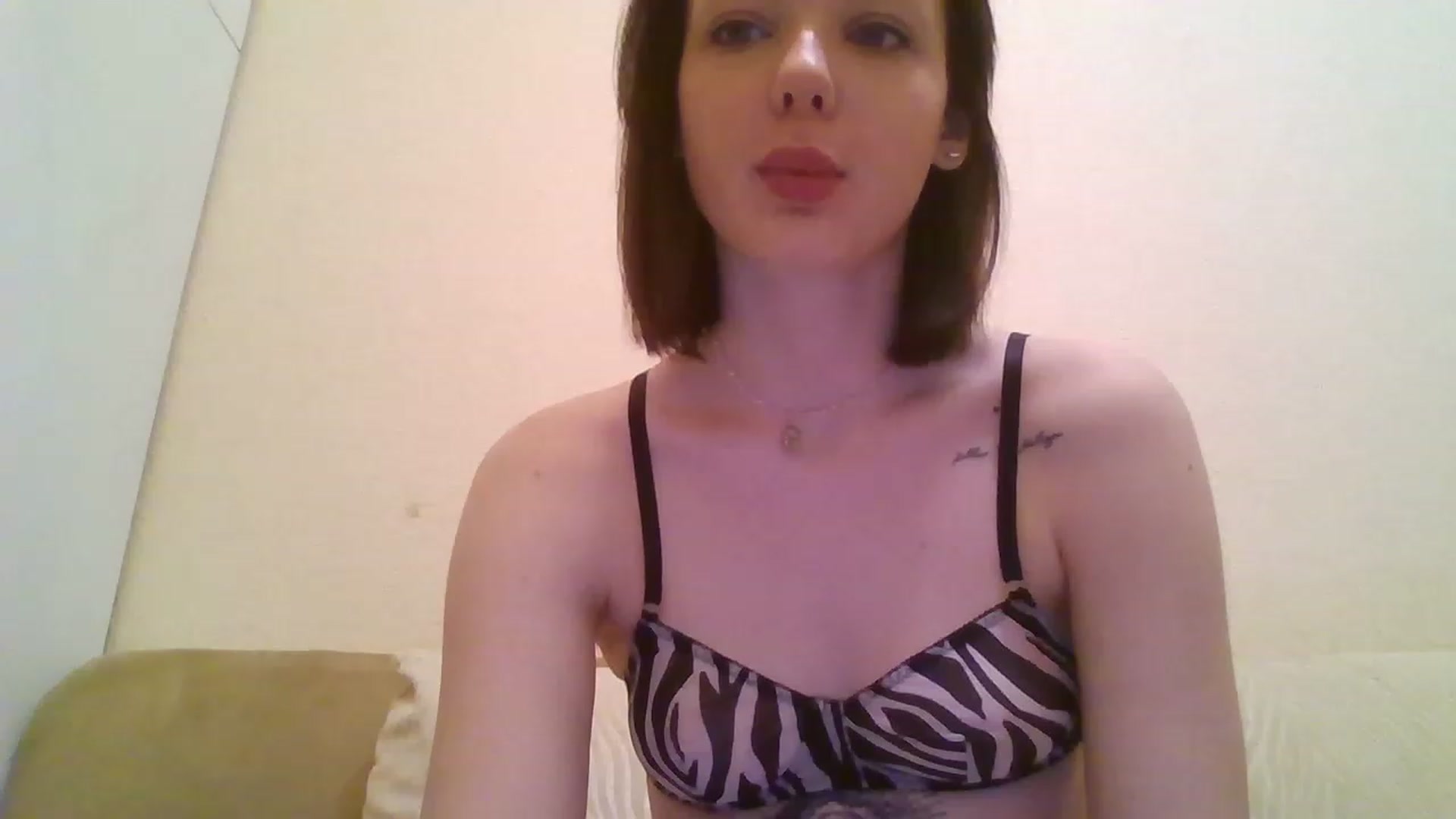 Gallery image thumbnail from RoxieSinner's myfreecams stream on, 01/12/2023, 10:42 image 8 of 20