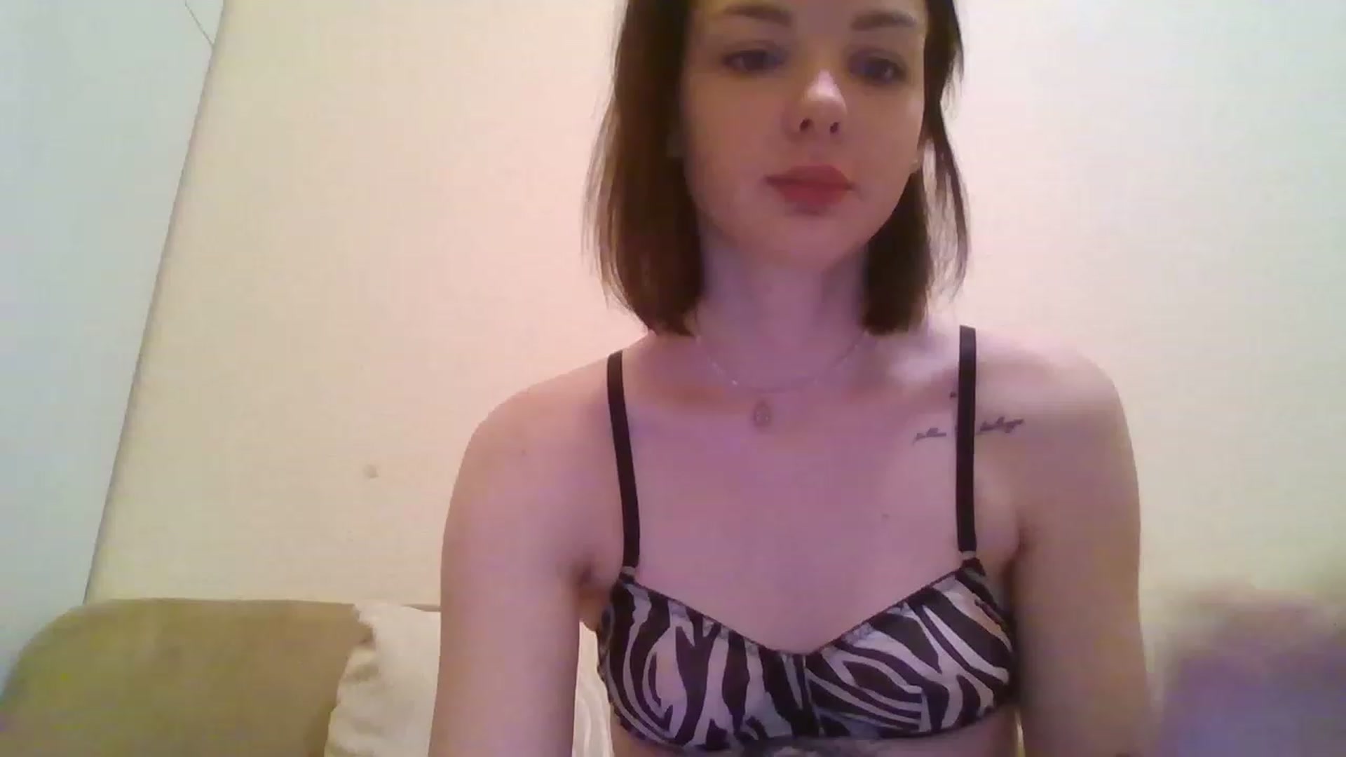 Gallery image thumbnail from RoxieSinner's myfreecams stream on, 01/12/2023, 10:42 image 19 of 20