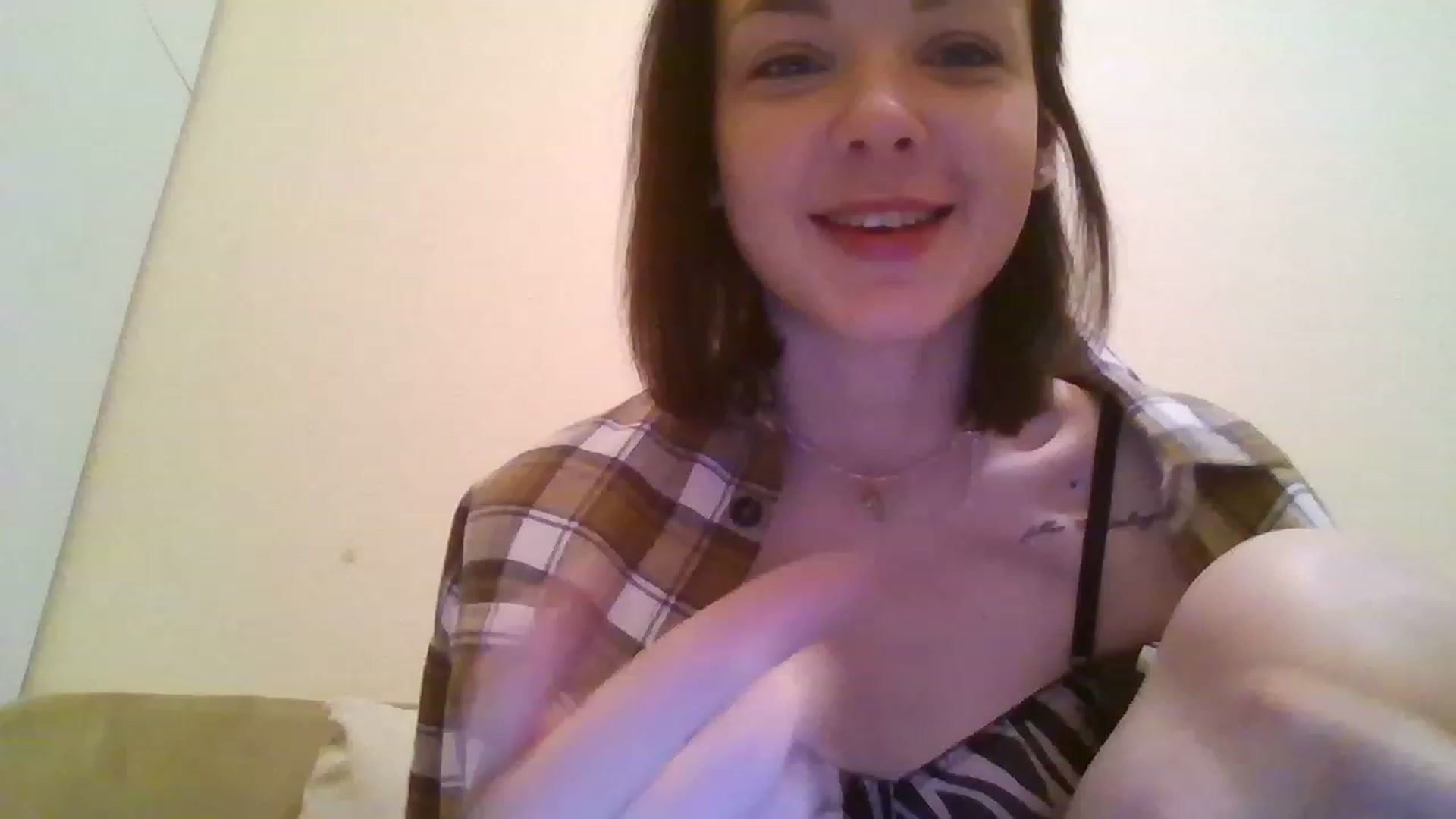 Gallery image thumbnail from RoxieSinner's myfreecams stream on, 01/12/2023, 11:51 image 3 of 20