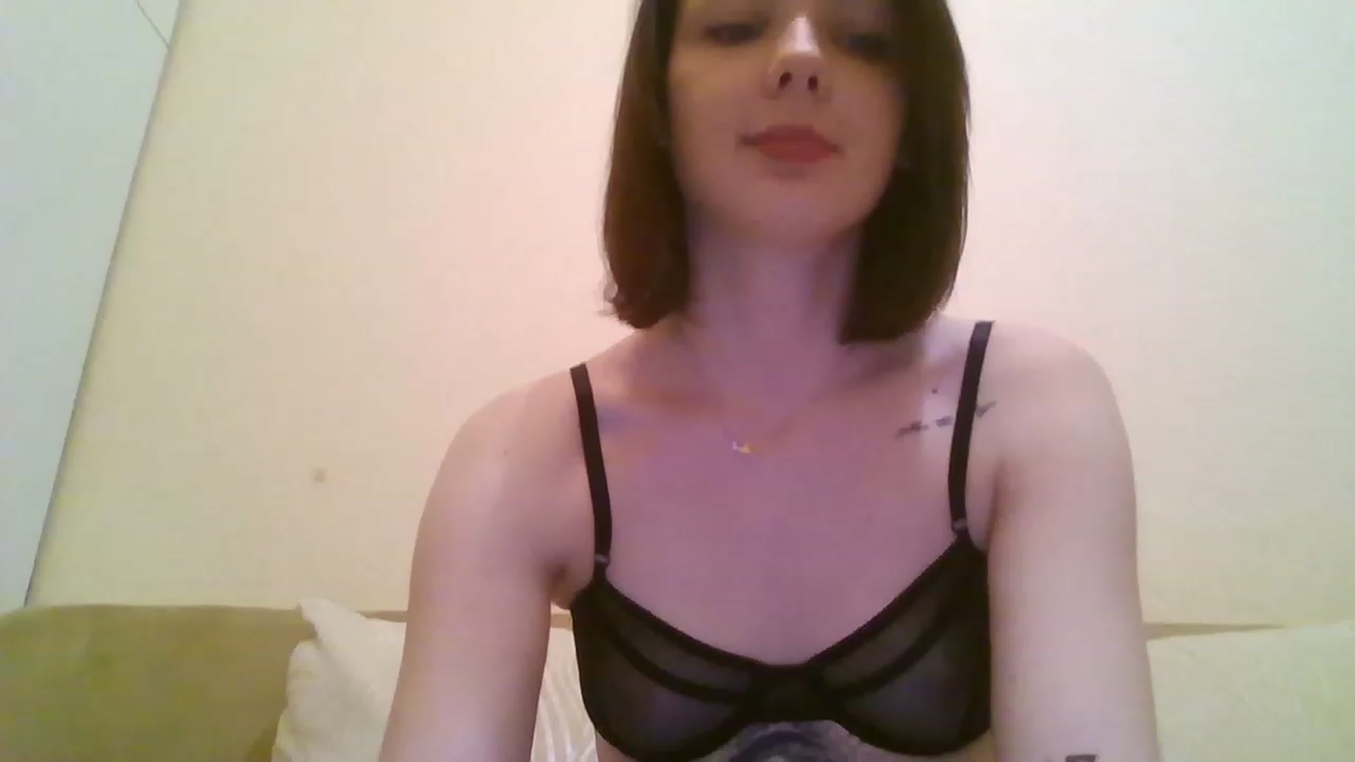 Gallery image thumbnail from RoxieSinner's myfreecams stream on, 01/17/2023, 14:10 image 1 of 20