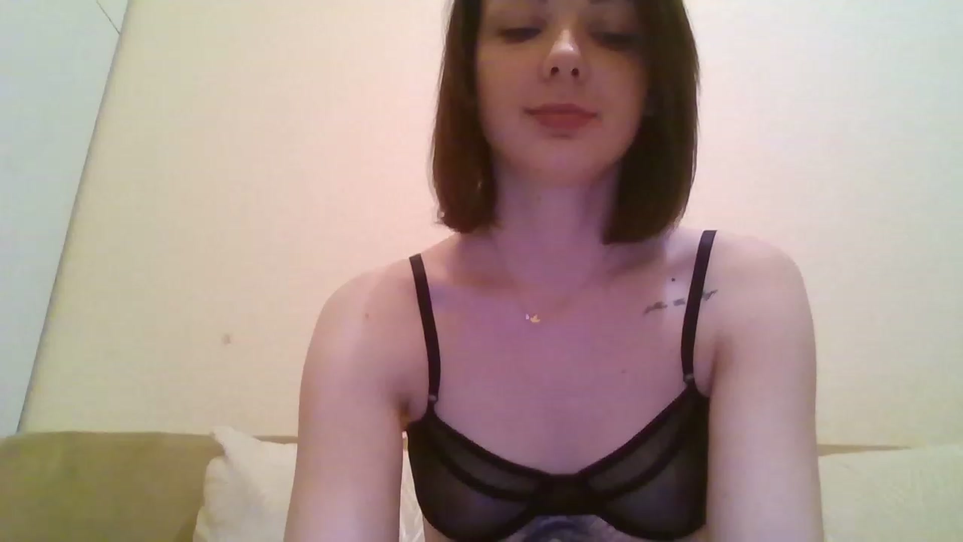 Gallery image thumbnail from RoxieSinner's myfreecams stream on, 01/17/2023, 14:10 image 2 of 20