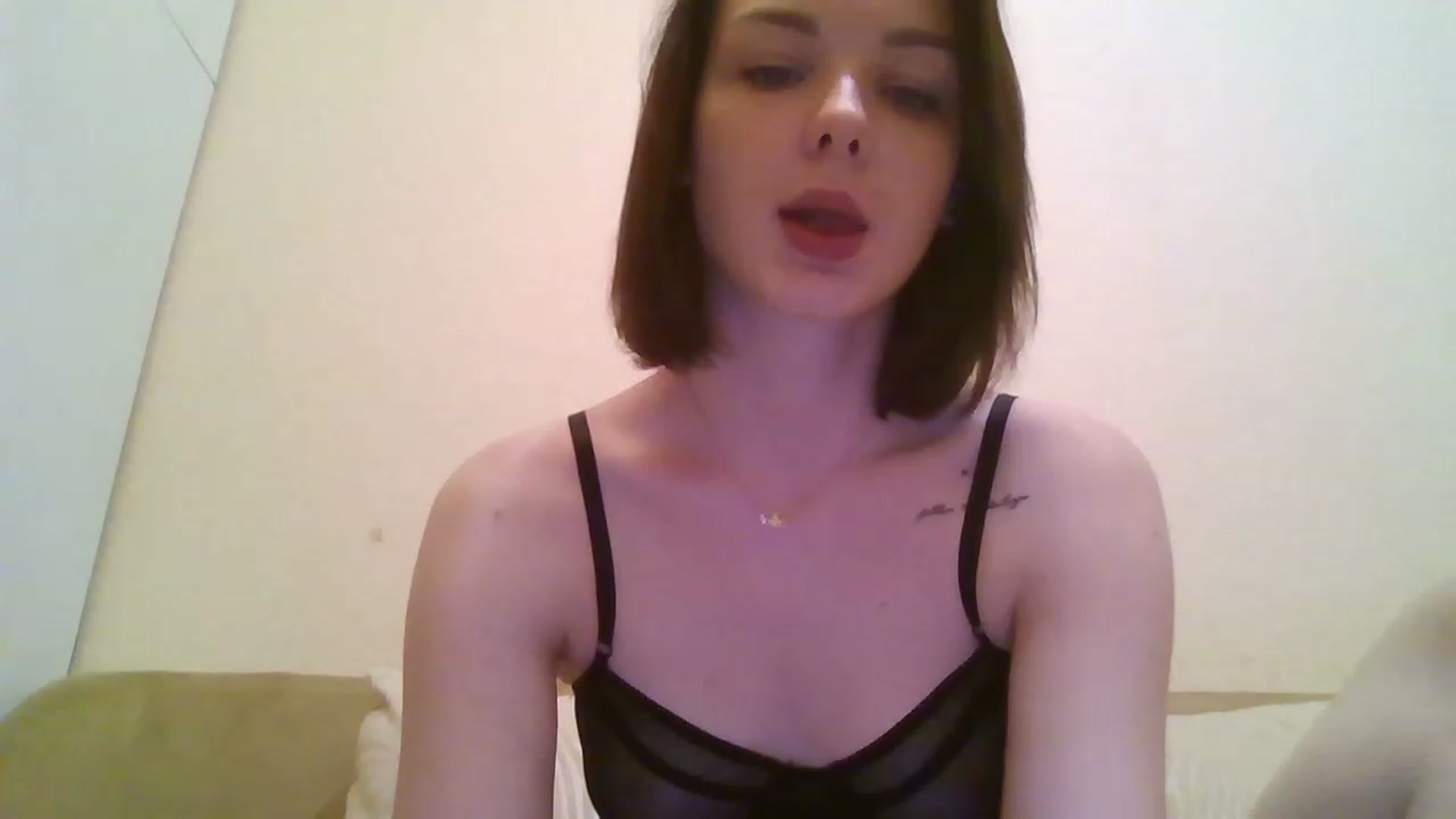 Gallery image thumbnail from RoxieSinner's myfreecams stream on, 01/17/2023, 15:26 image 11 of 20