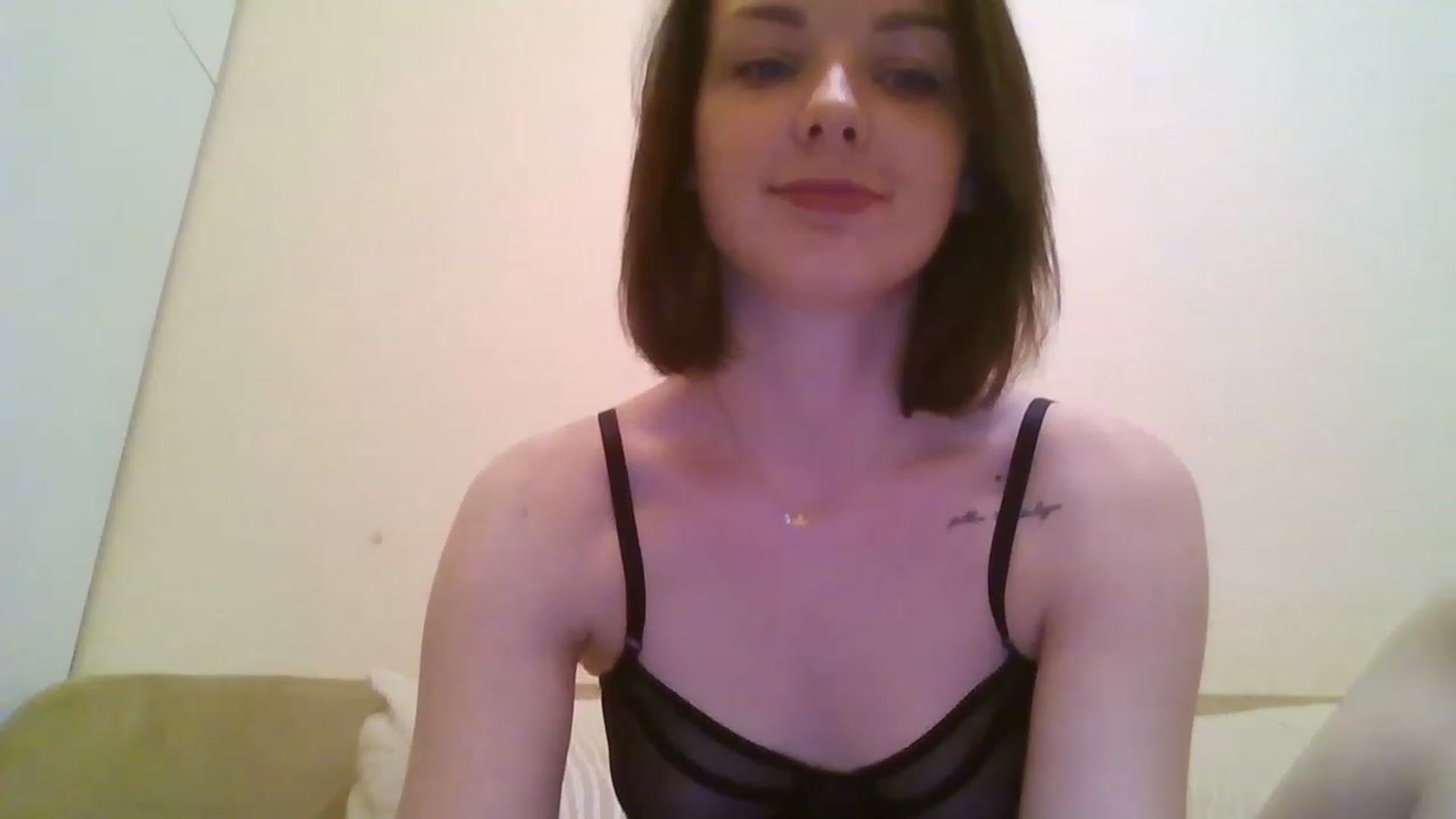 Gallery image thumbnail from RoxieSinner's myfreecams stream on, 01/17/2023, 15:26 image 9 of 20