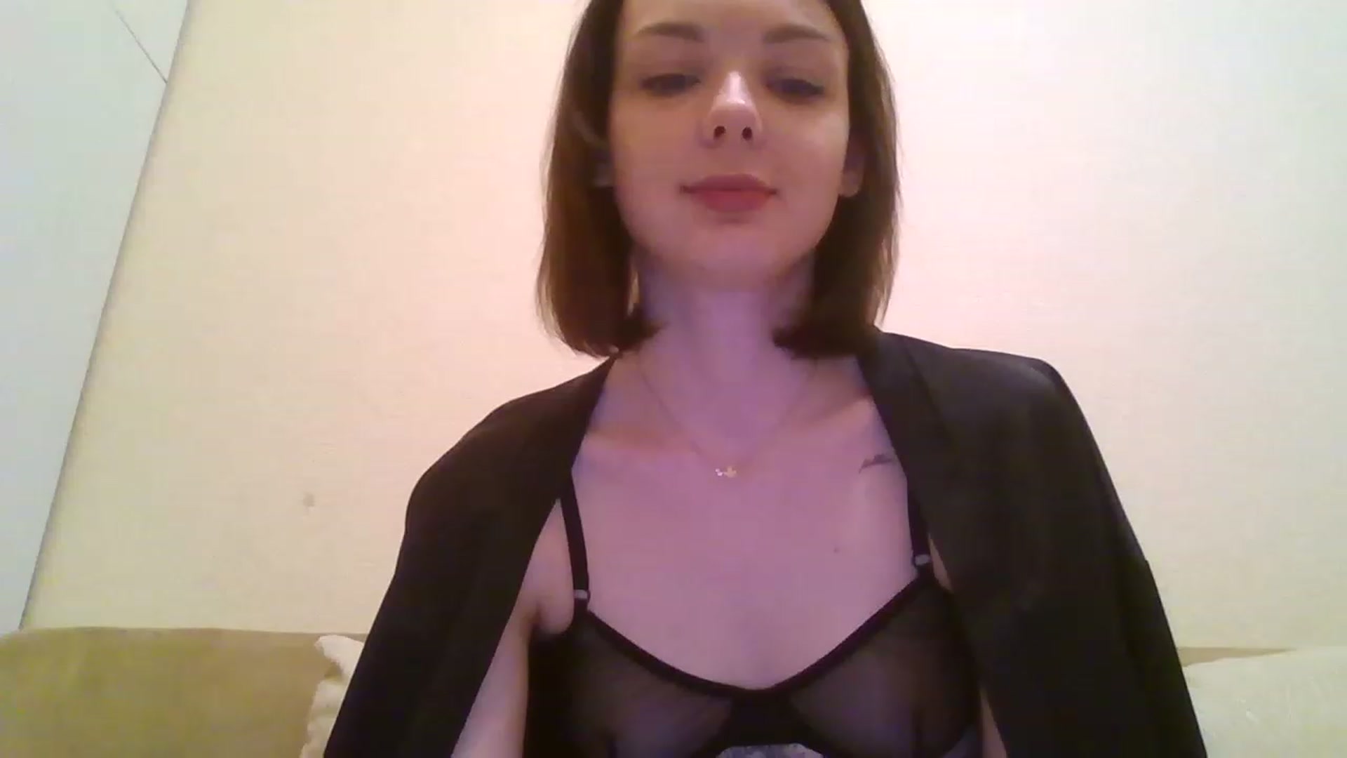 Gallery image thumbnail from RoxieSinner's myfreecams stream on, 01/18/2023, 14:59 image 8 of 20
