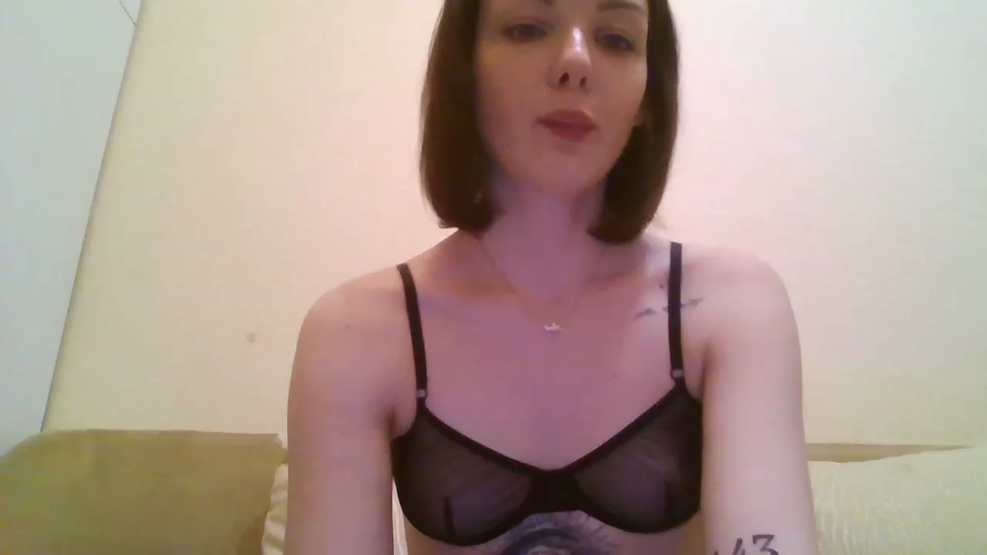 Gallery image thumbnail from RoxieSinner's myfreecams stream on, 01/18/2023, 17:56 image 6 of 20