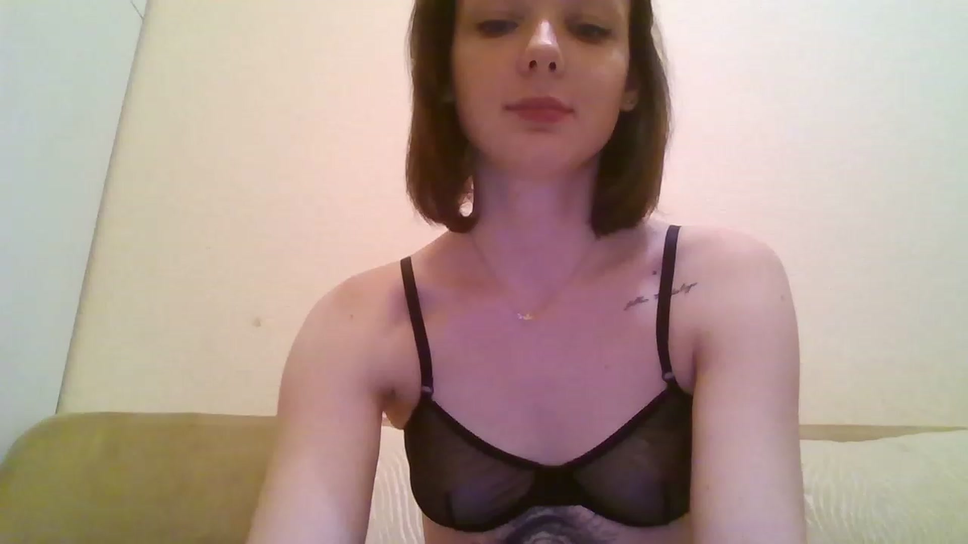 Gallery image thumbnail from RoxieSinner's myfreecams stream on, 01/18/2023, 17:56 image 18 of 20