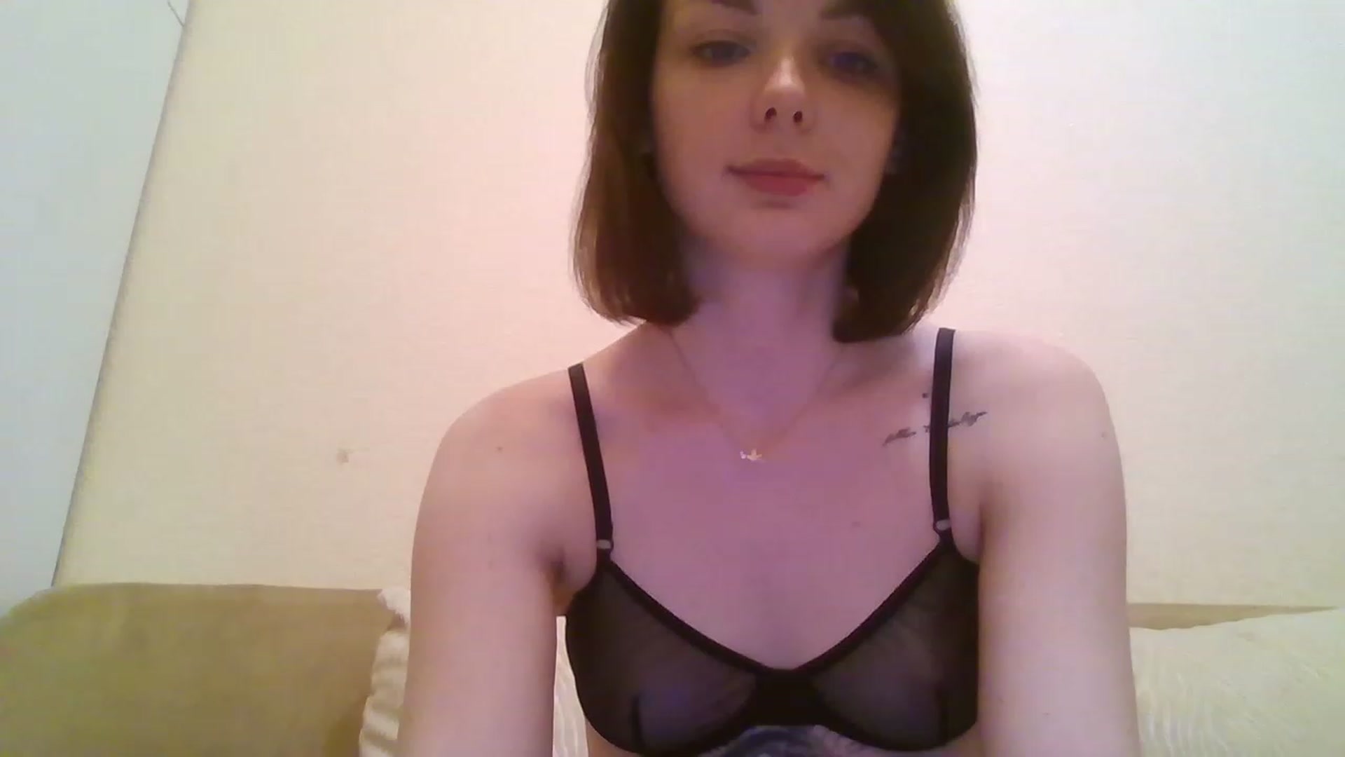 Gallery image thumbnail from RoxieSinner's myfreecams stream on, 01/18/2023, 17:56 image 10 of 20