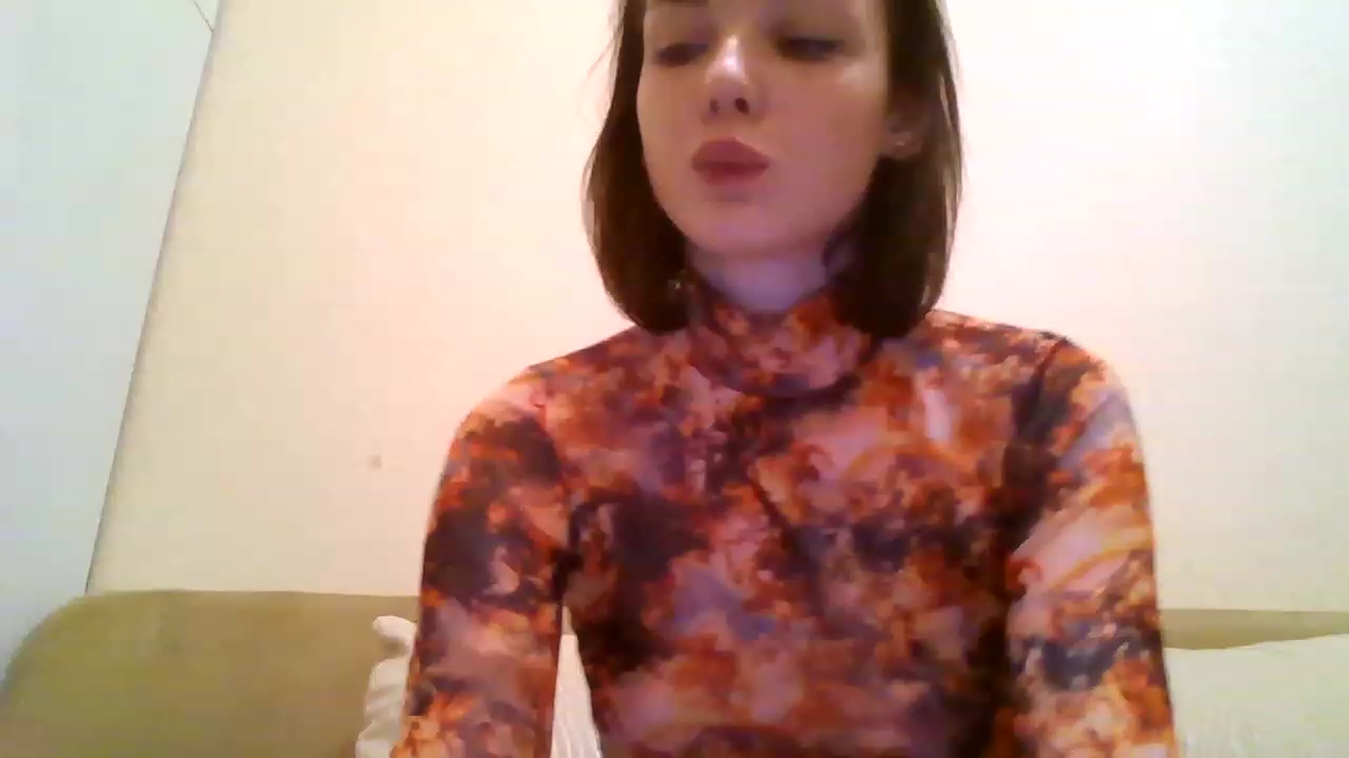 Gallery image thumbnail from RoxieSinner's myfreecams stream on, 01/19/2023, 18:57 image 14 of 20