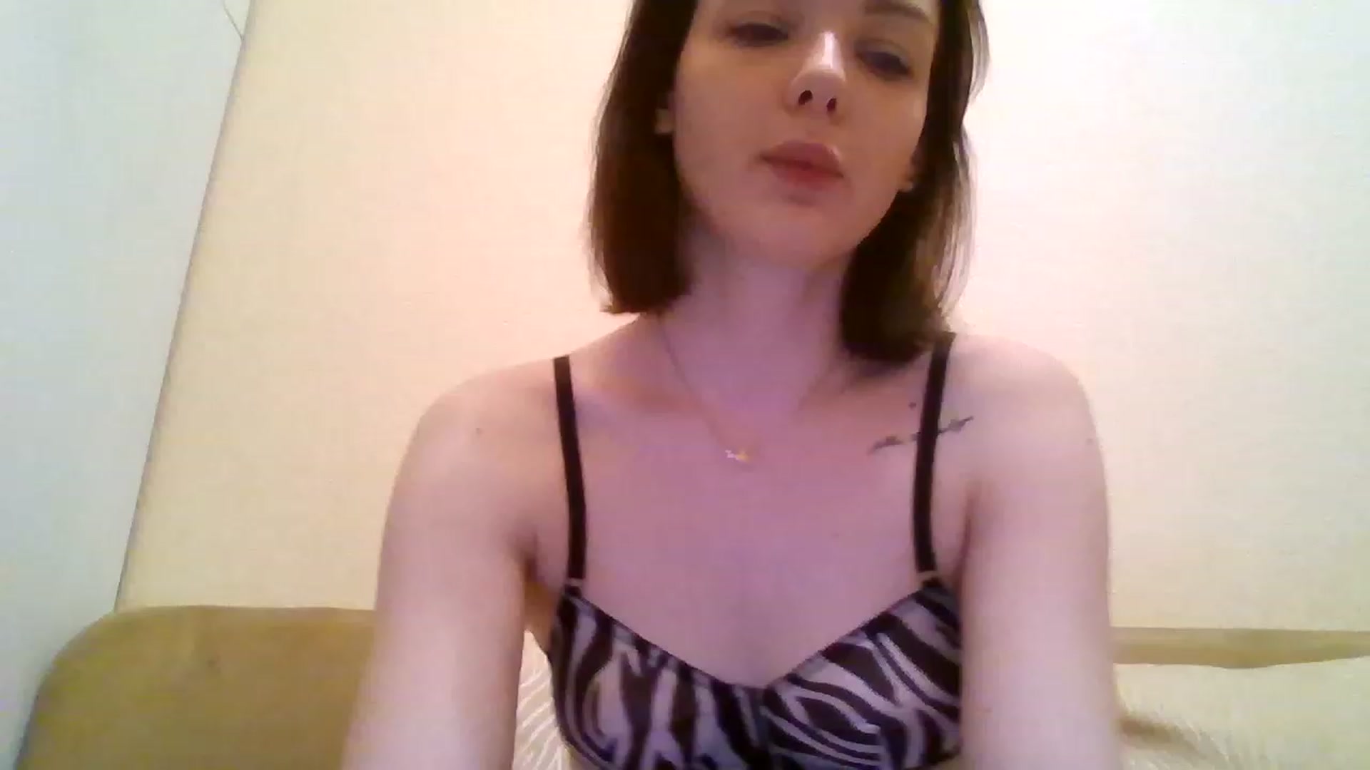 Gallery image thumbnail from RoxieSinner's myfreecams stream on, 01/21/2023, 12:29 image 16 of 20