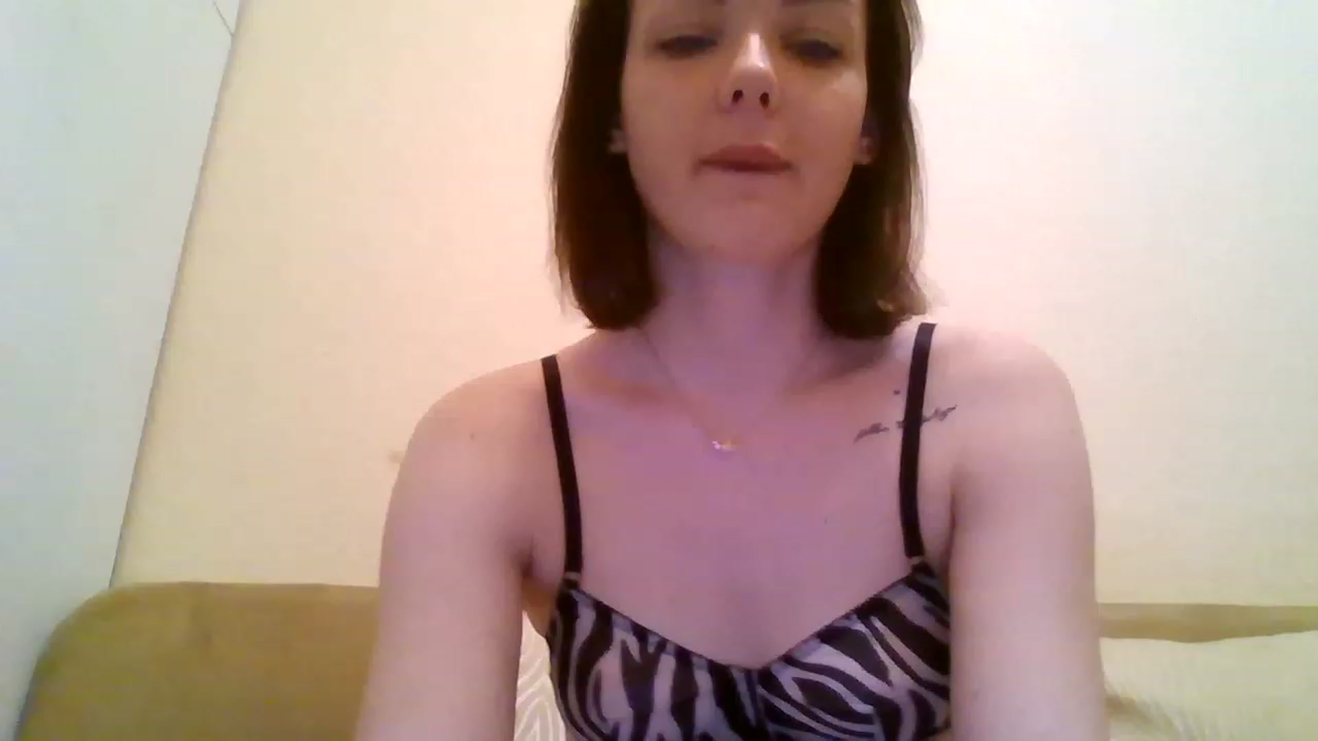 Gallery image thumbnail from RoxieSinner's myfreecams stream on, 01/21/2023, 12:29 image 17 of 20