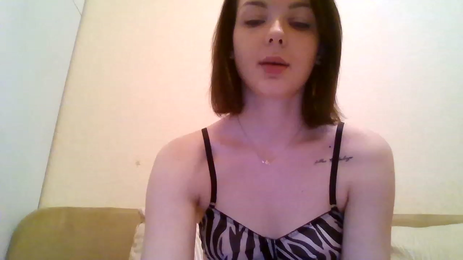 Gallery image thumbnail from RoxieSinner's myfreecams stream on, 01/21/2023, 12:29 image 9 of 20