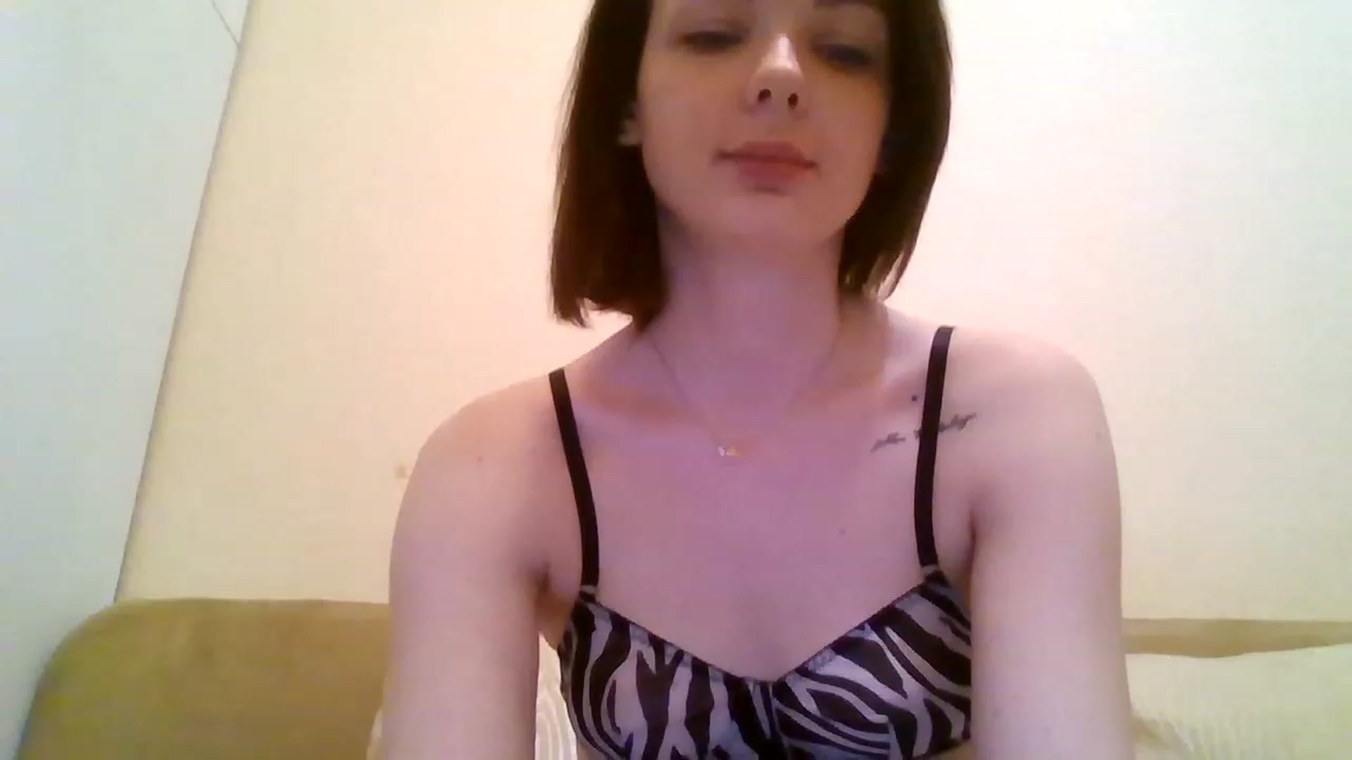 Gallery image thumbnail from RoxieSinner's myfreecams stream on, 01/21/2023, 12:29 image 4 of 20