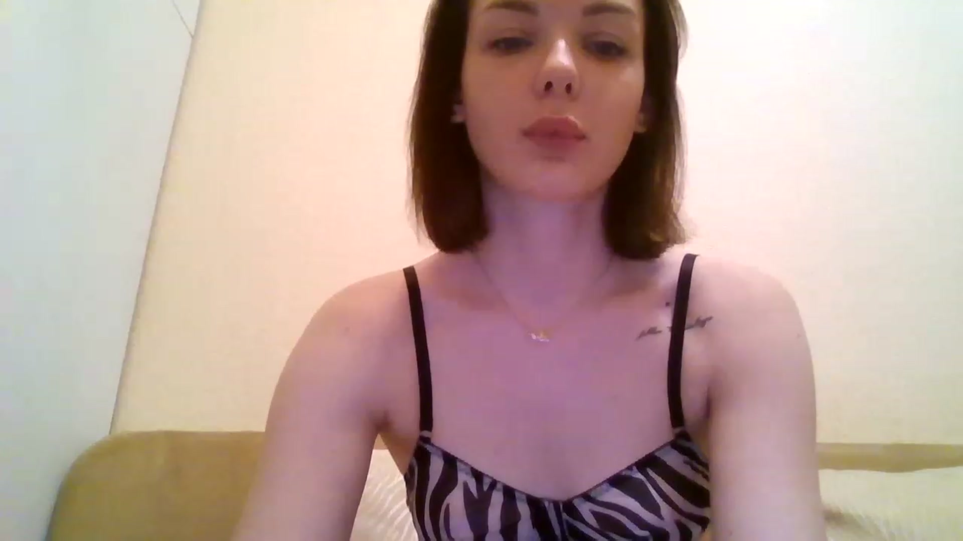 Gallery image thumbnail from RoxieSinner's myfreecams stream on, 01/21/2023, 12:29 image 19 of 20