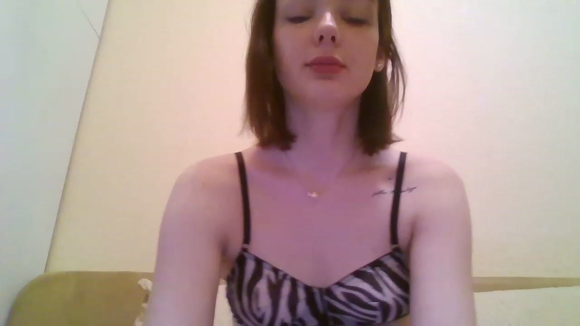 Gallery image thumbnail from RoxieSinner's myfreecams stream on, 01/26/2023, 13:05 image 11 of 20