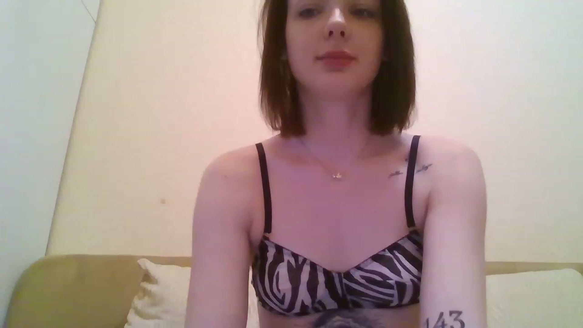 Gallery image thumbnail from RoxieSinner's myfreecams stream on, 01/26/2023, 13:05 image 19 of 20