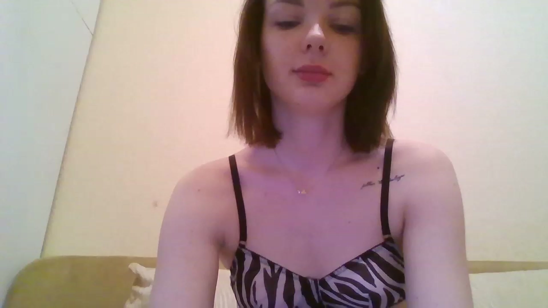 Gallery image thumbnail from RoxieSinner's myfreecams stream on, 01/26/2023, 13:05 image 3 of 20