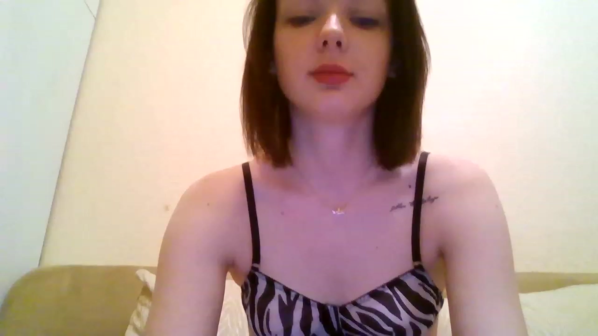 Gallery image thumbnail from RoxieSinner's myfreecams stream on, 01/26/2023, 18:22 image 8 of 20